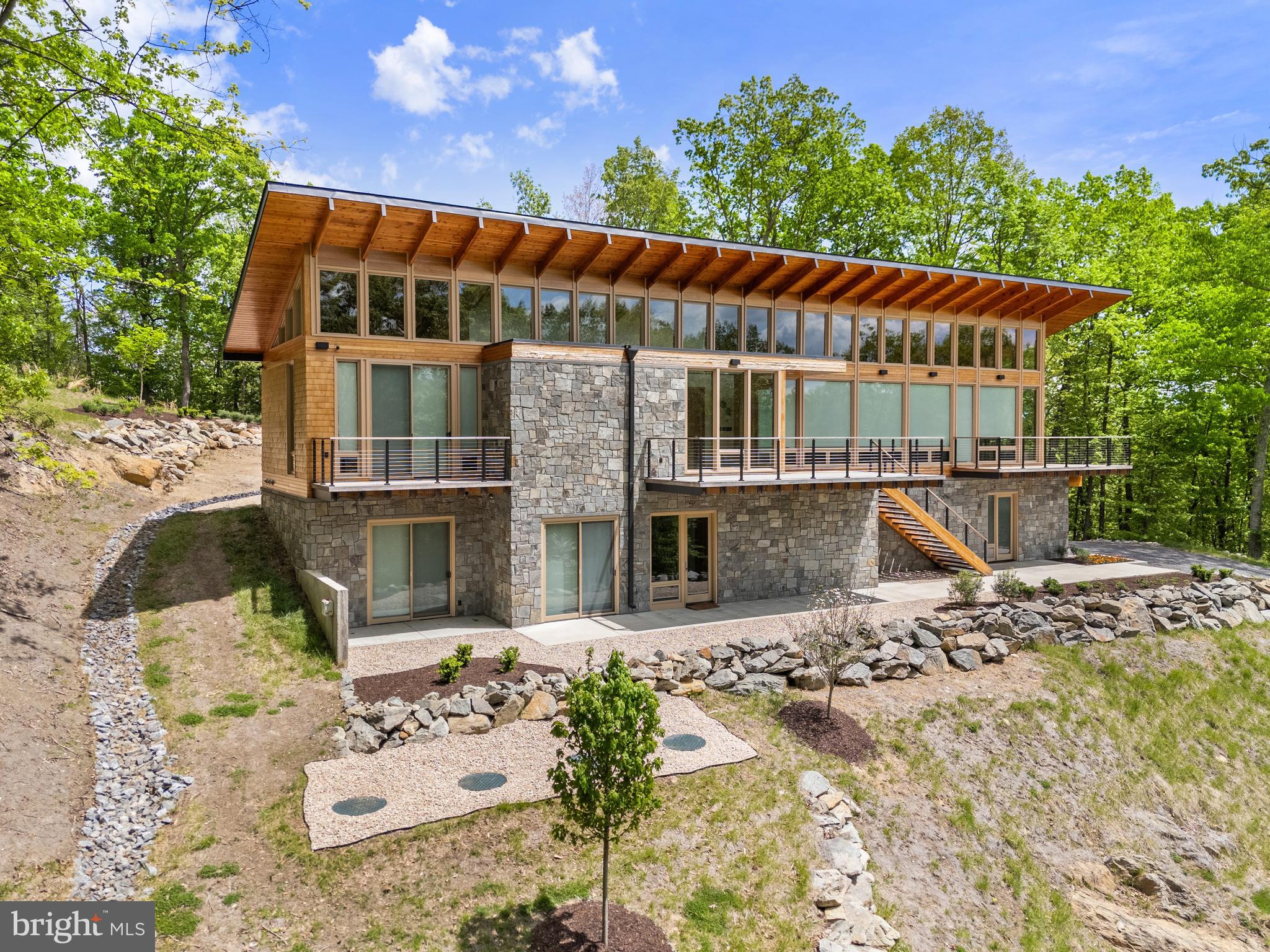 559 BESSIE BELL MOUNTAIN ROAD