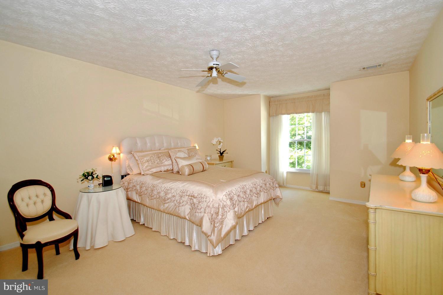 DEEP CREEK COMMONS - Residential