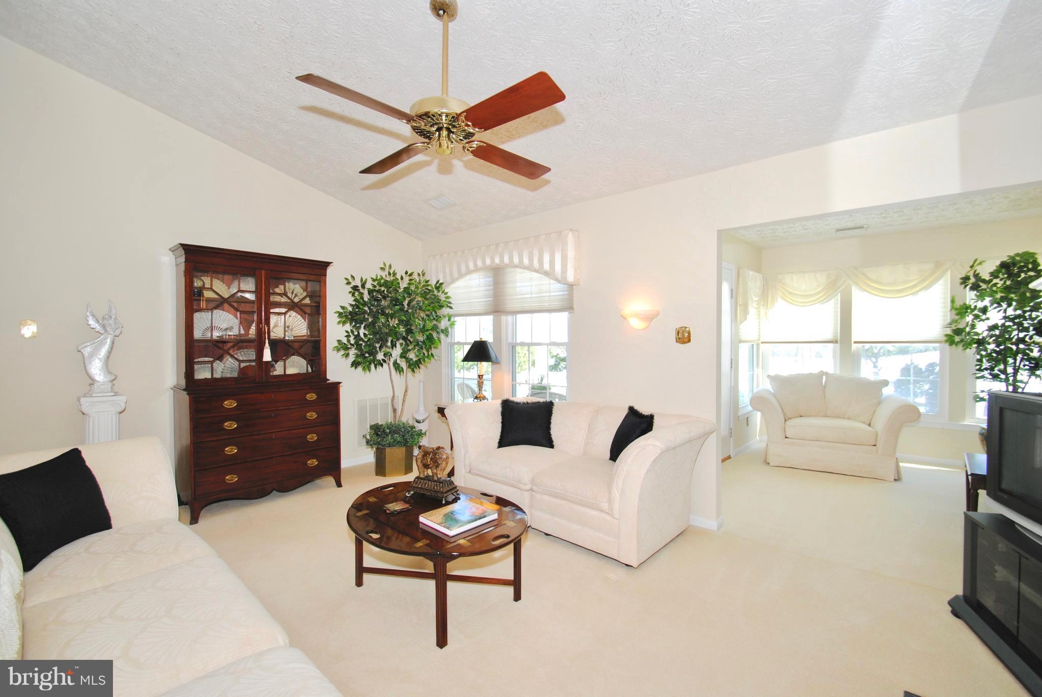 DEEP CREEK COMMONS - Residential