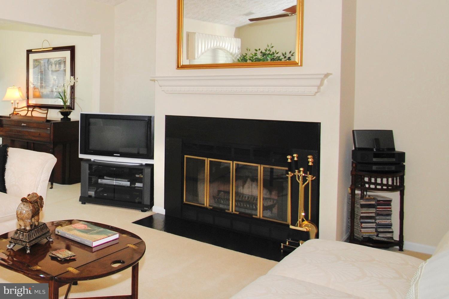 DEEP CREEK COMMONS - Residential