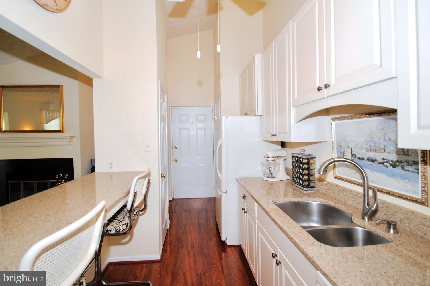 DEEP CREEK COMMONS - Residential