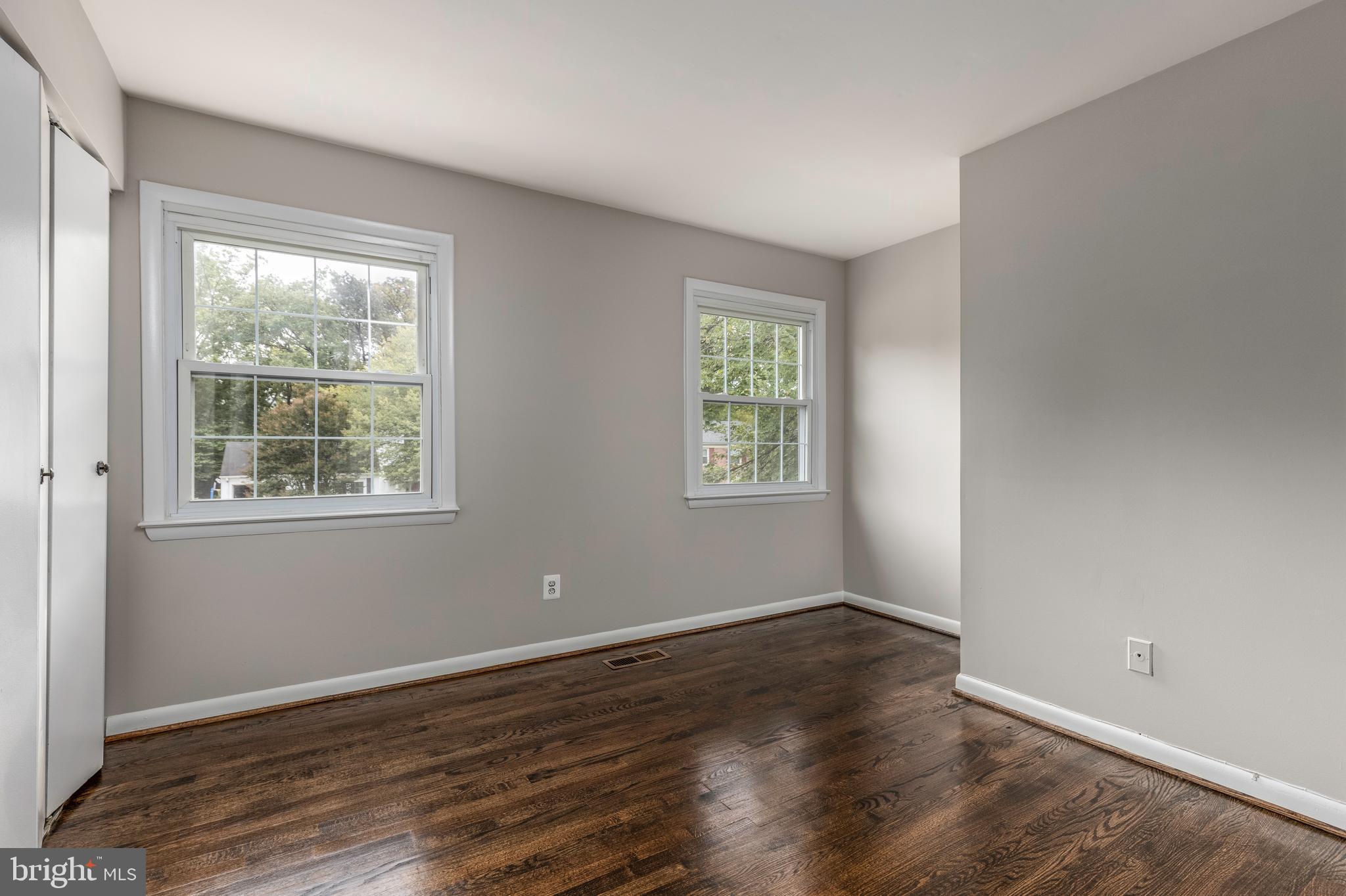 BROOKFIELD - Residential Lease