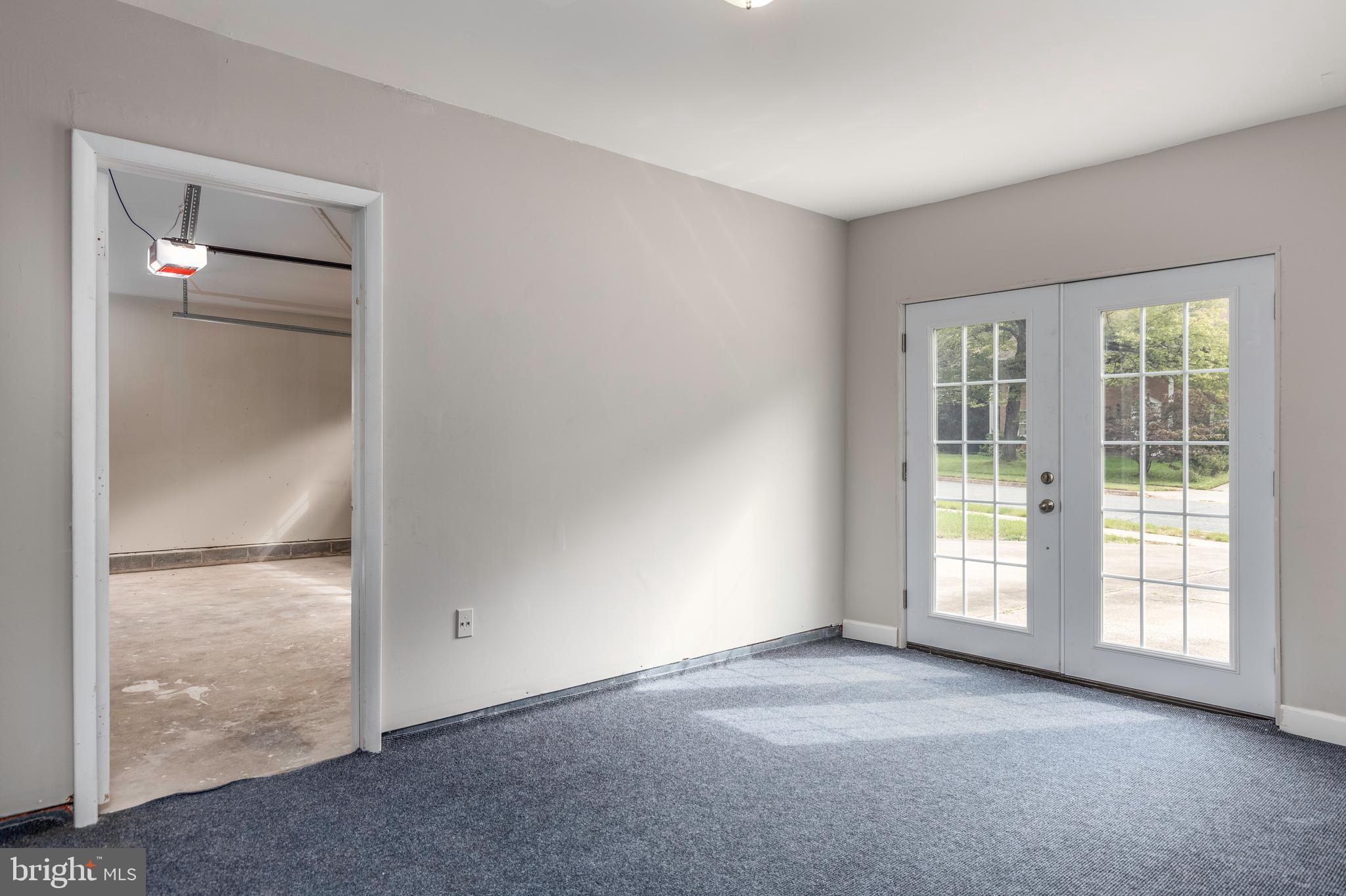 BROOKFIELD - Residential Lease