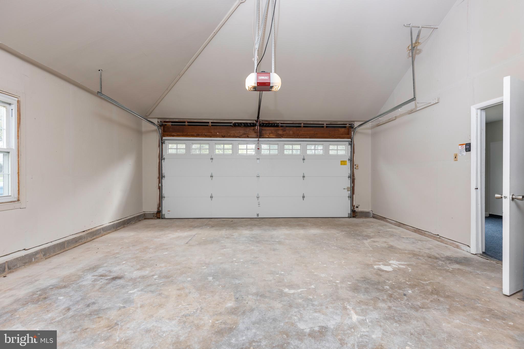 BROOKFIELD - Residential Lease