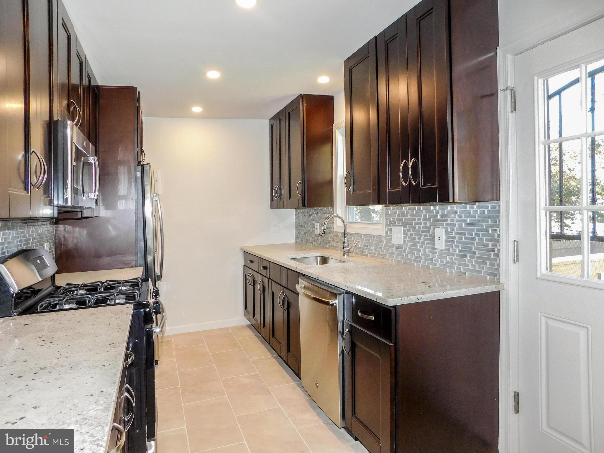 CARMODY HILLS - Residential