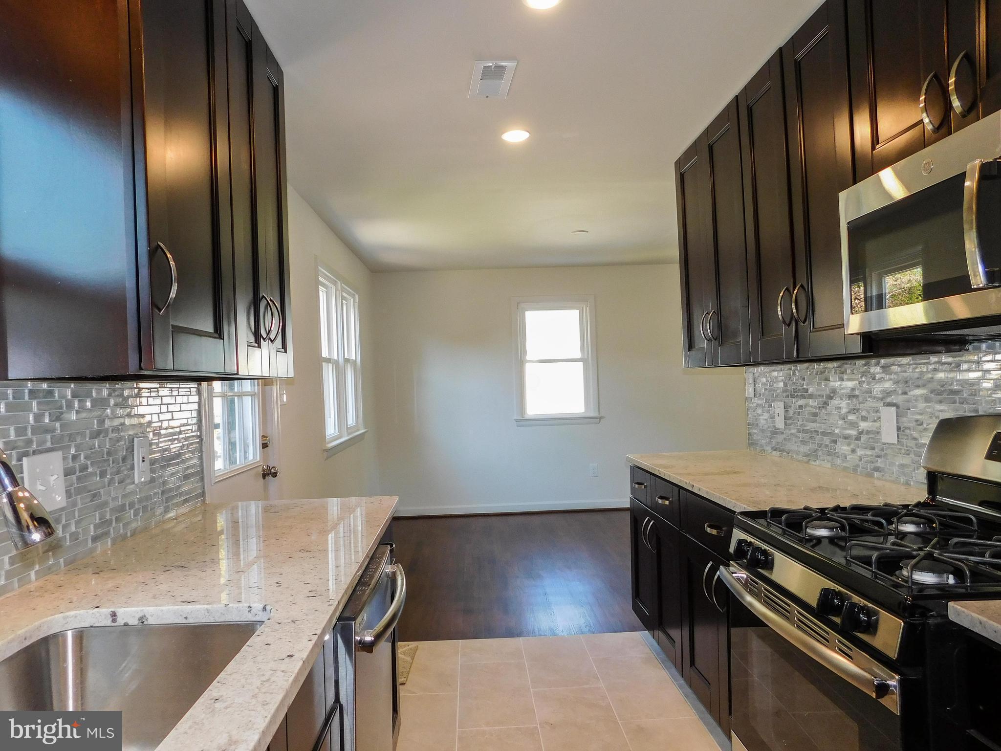 CARMODY HILLS - Residential