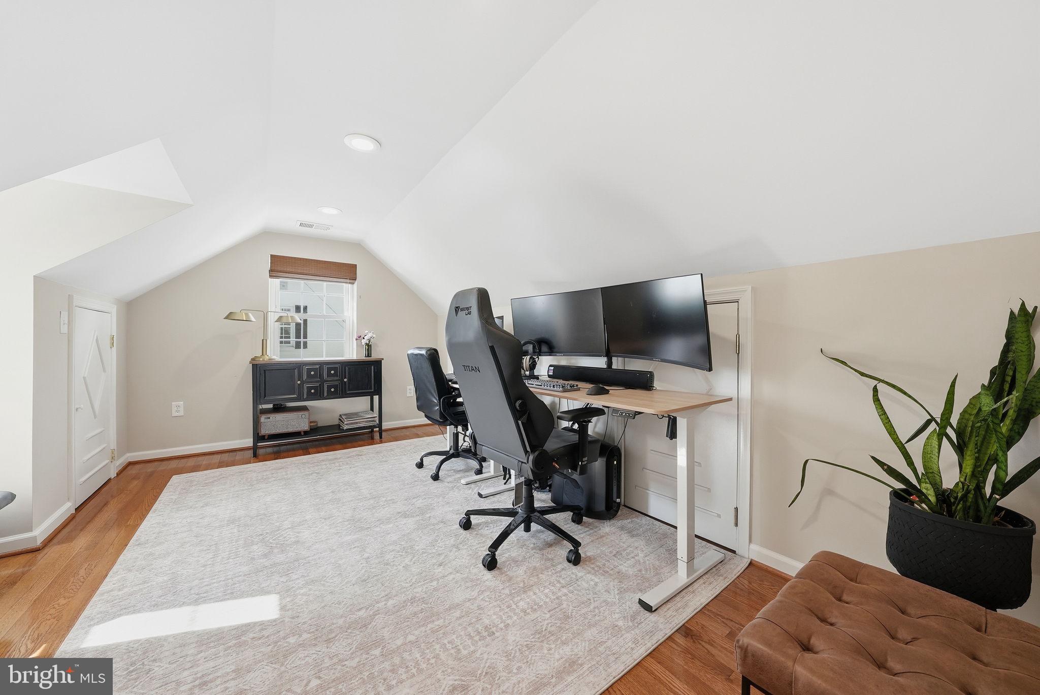 BROCKWOOD - Residential