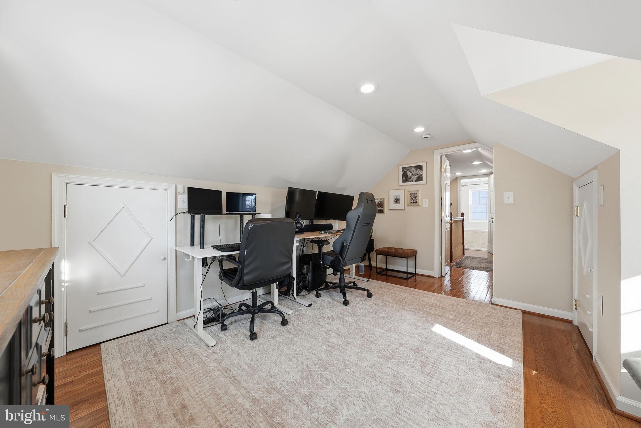 BROCKWOOD - Residential