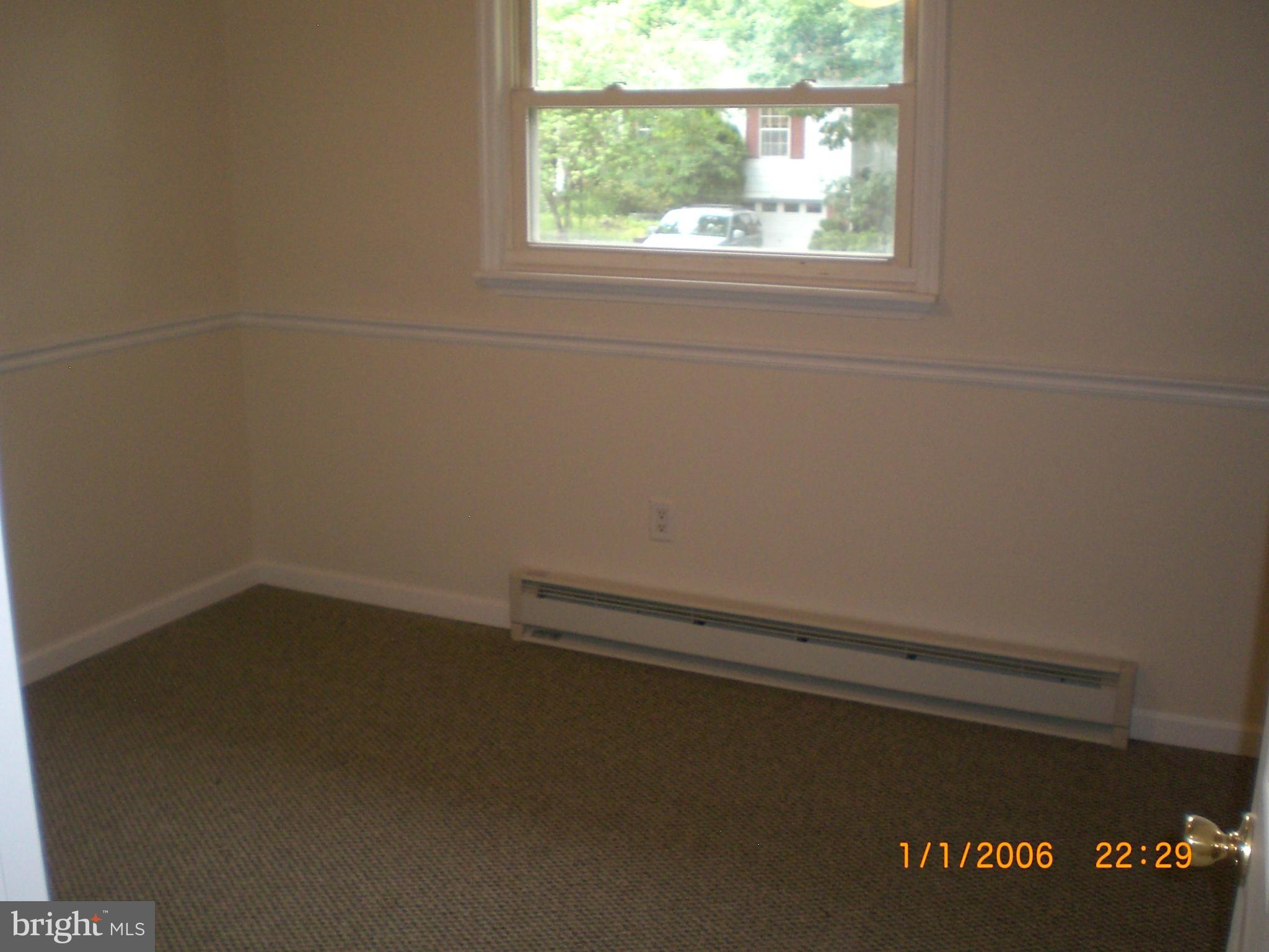 CRESAPTOWN - Residential