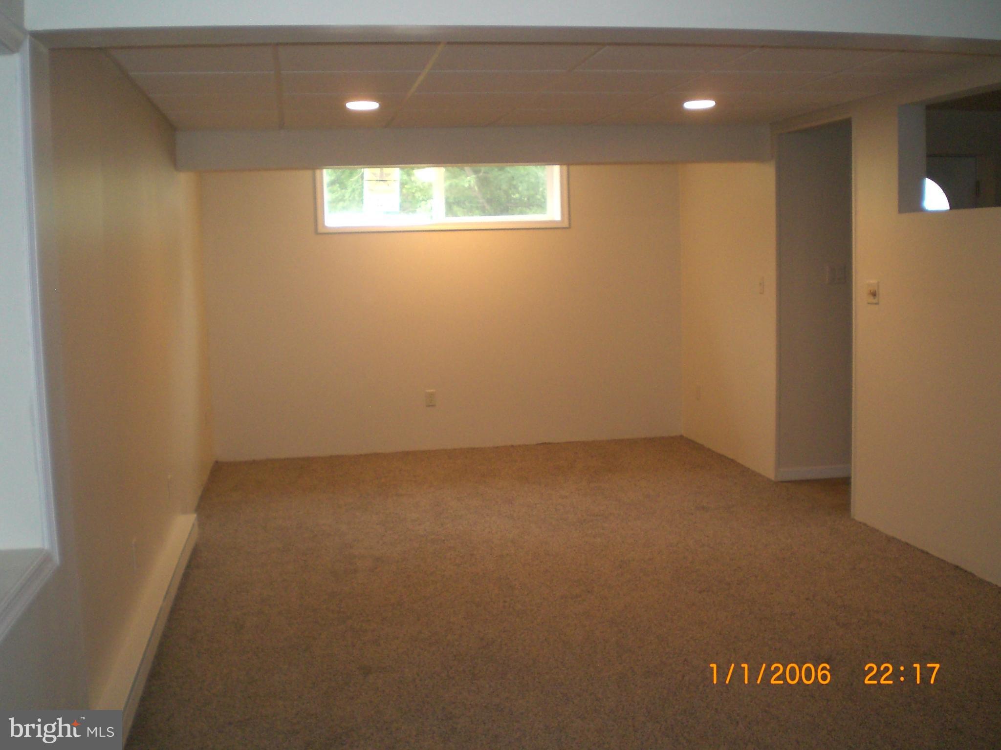 CRESAPTOWN - Residential