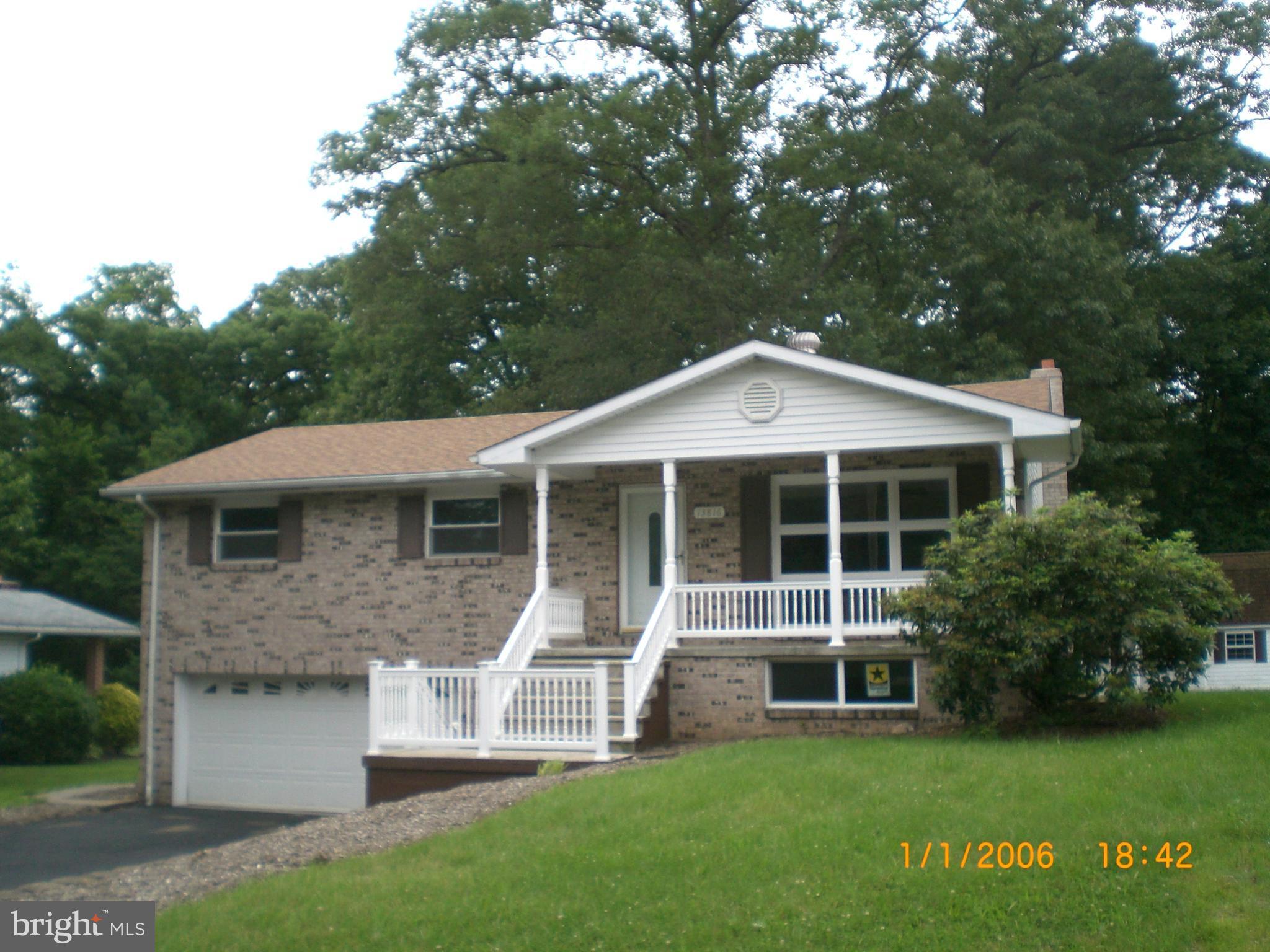 CRESAPTOWN - Residential