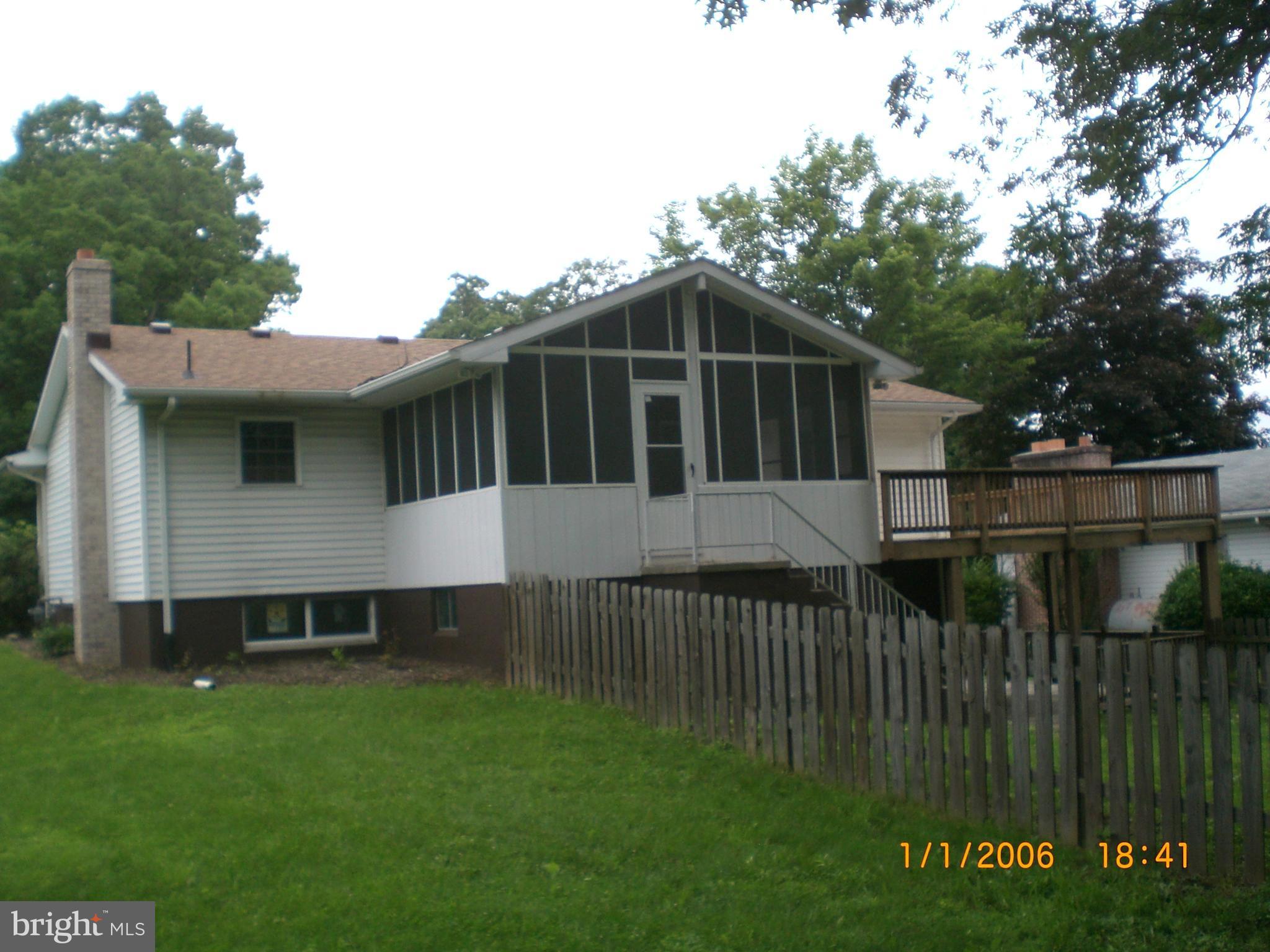 CRESAPTOWN - Residential