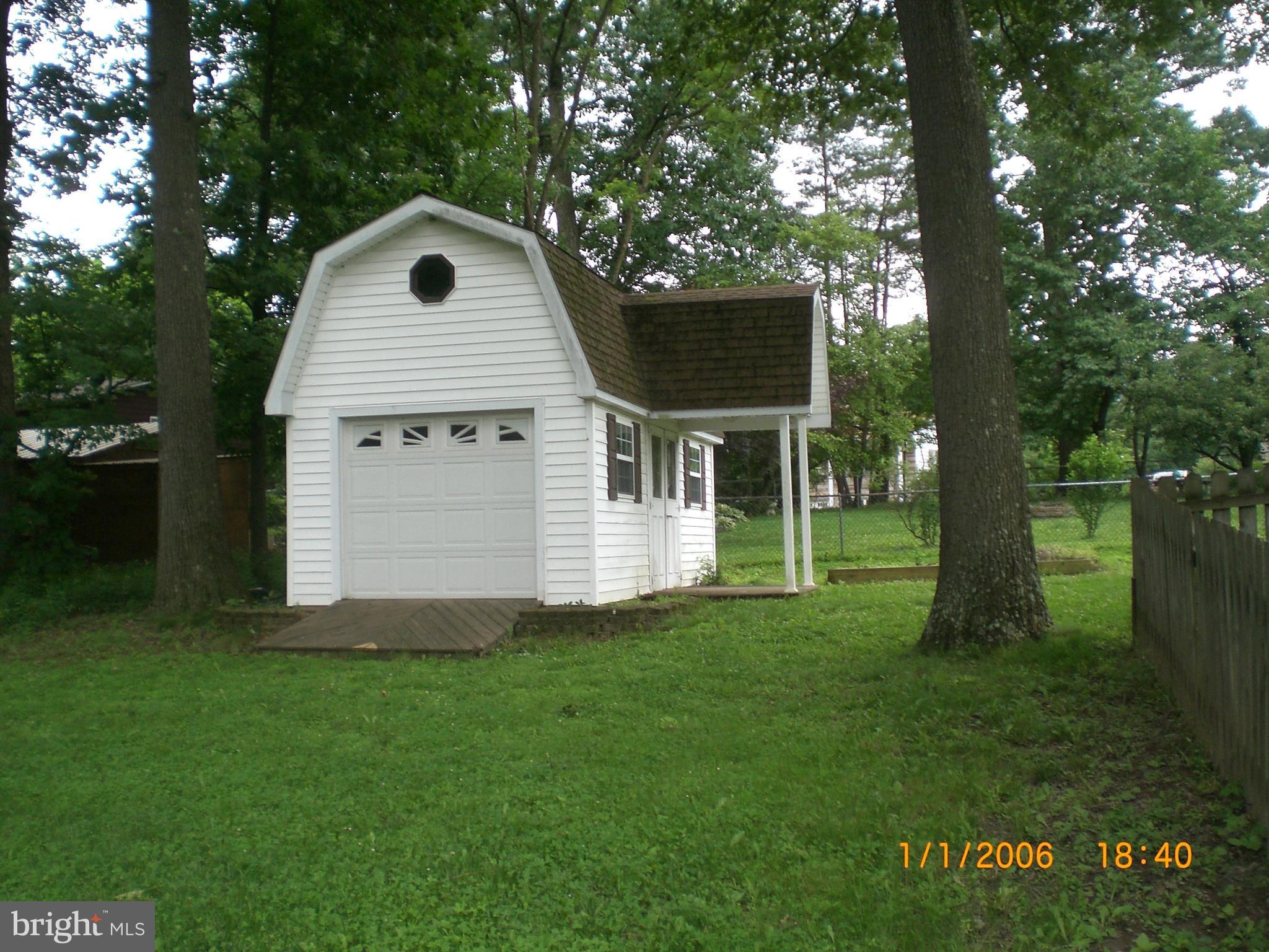 CRESAPTOWN - Residential