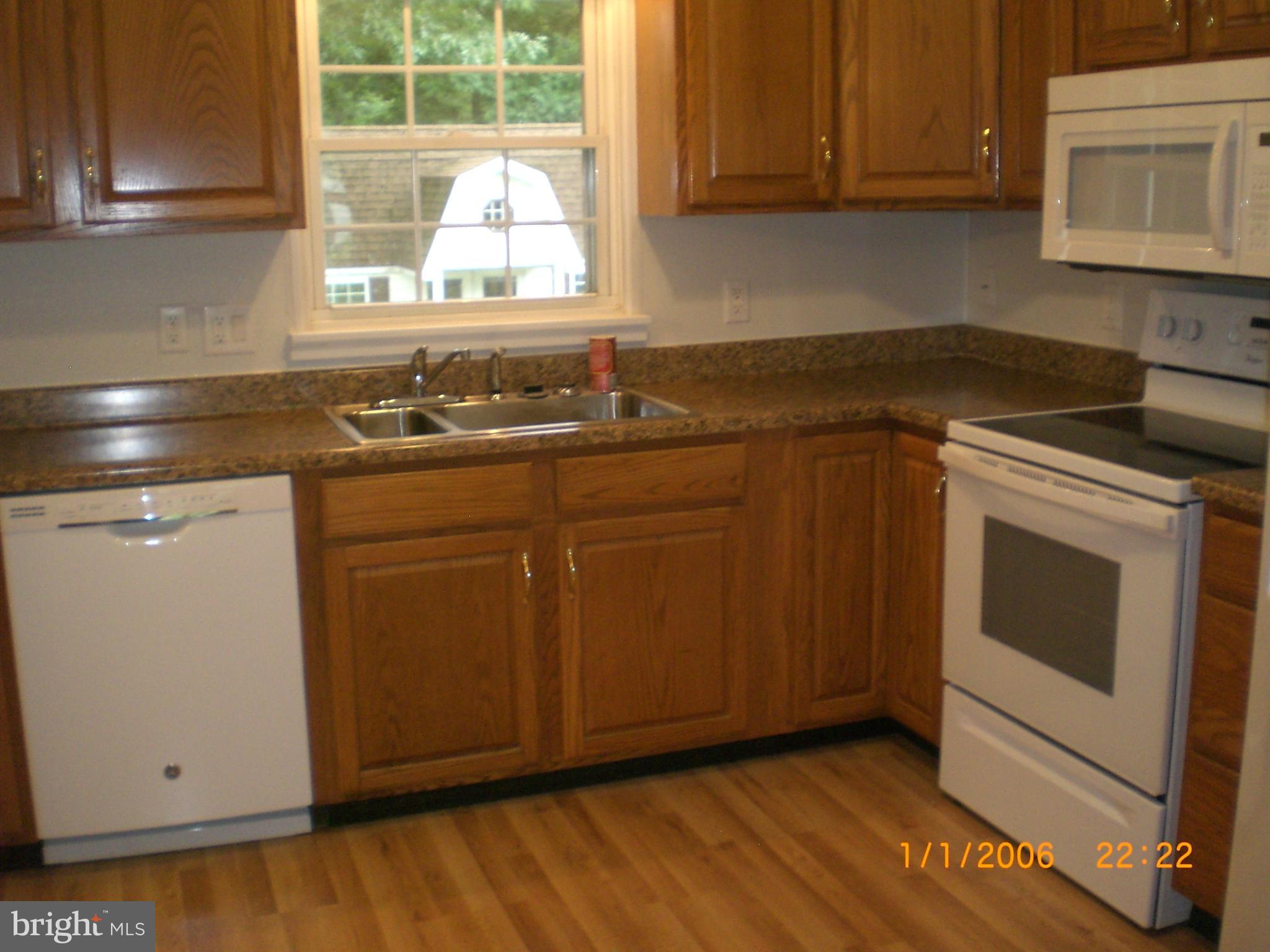 CRESAPTOWN - Residential