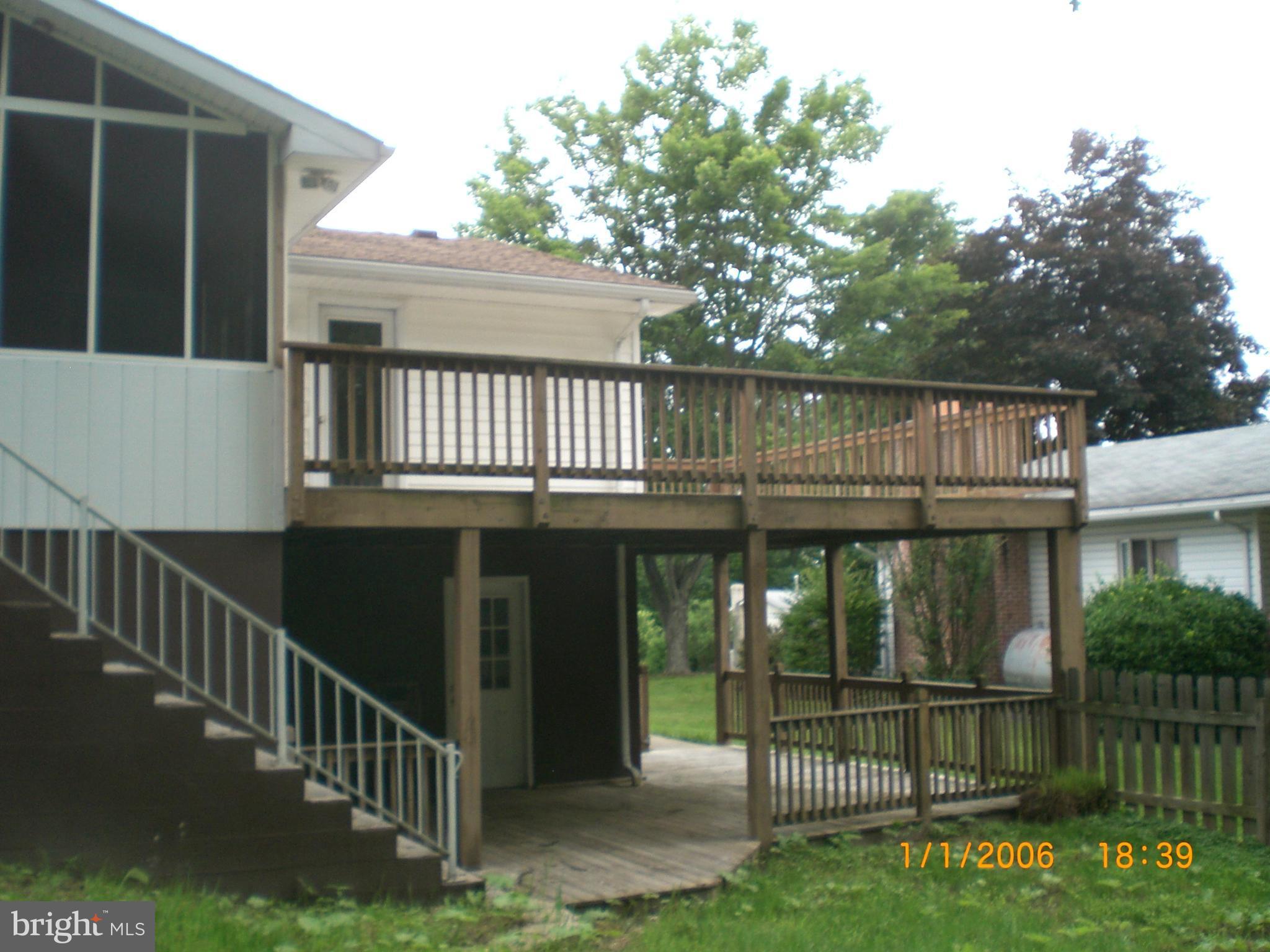 CRESAPTOWN - Residential