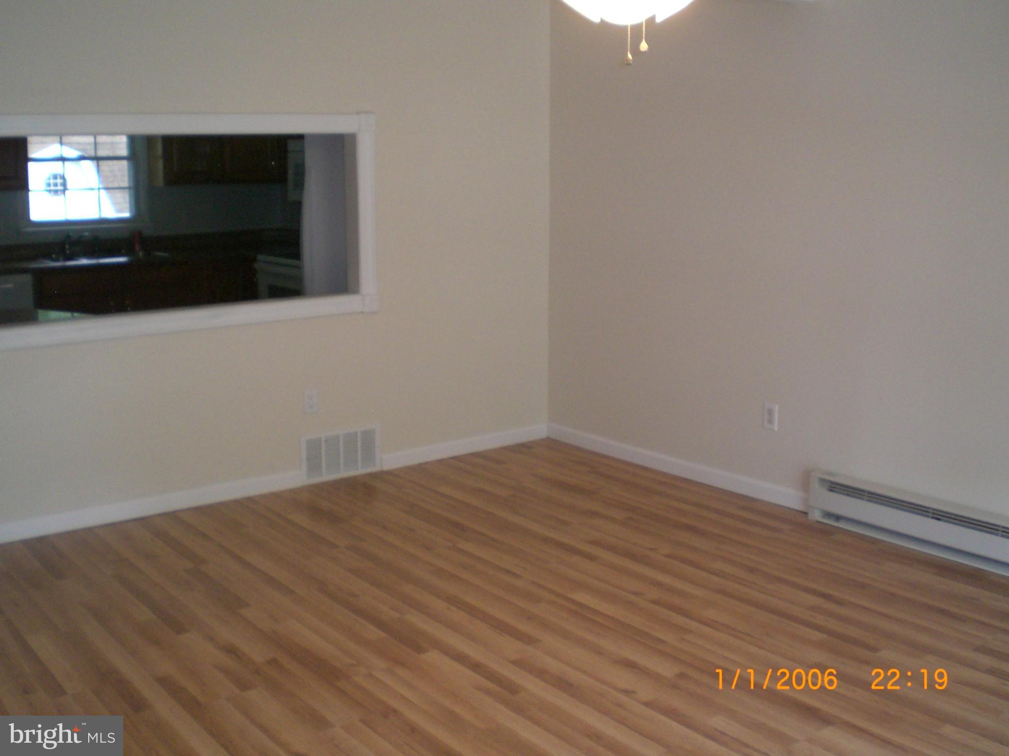 CRESAPTOWN - Residential