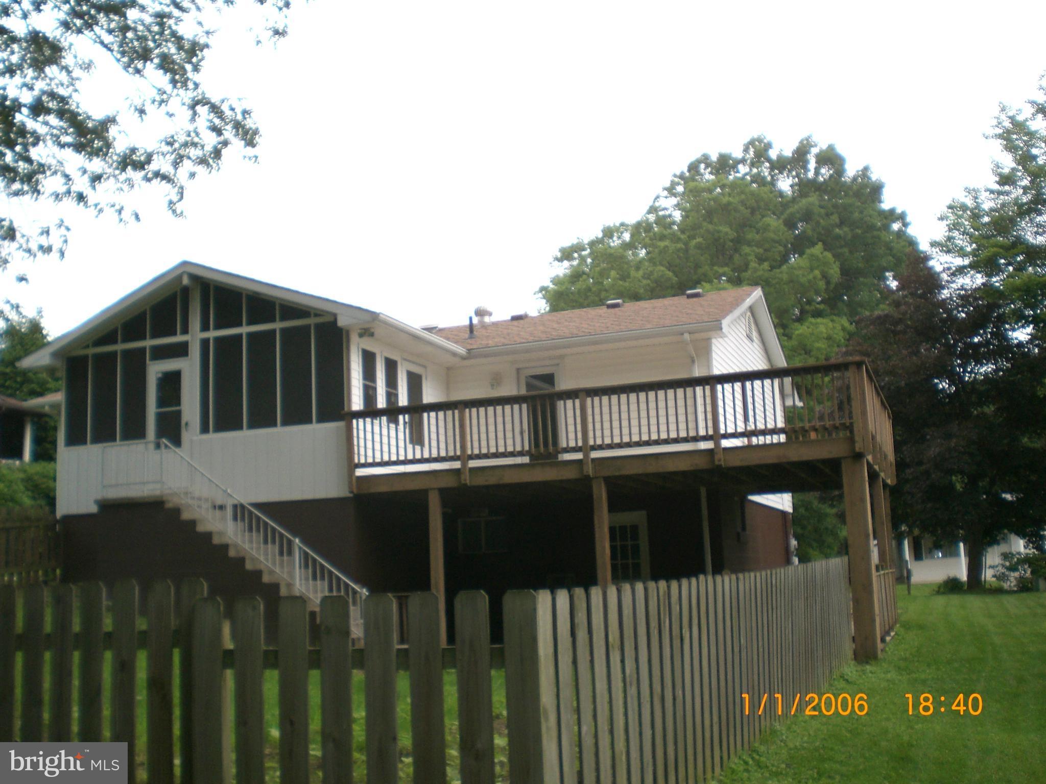 CRESAPTOWN - Residential