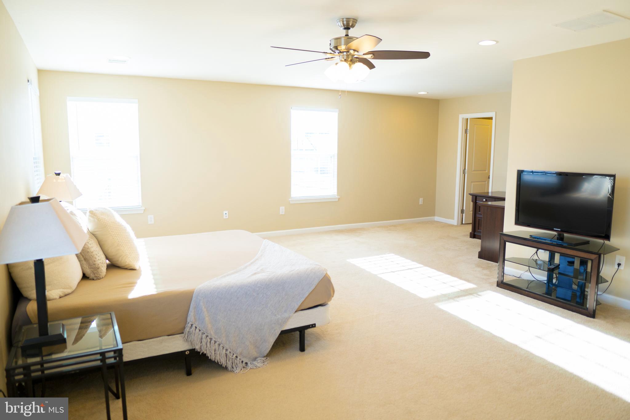 PRES AT MONTGOMERY - Residential