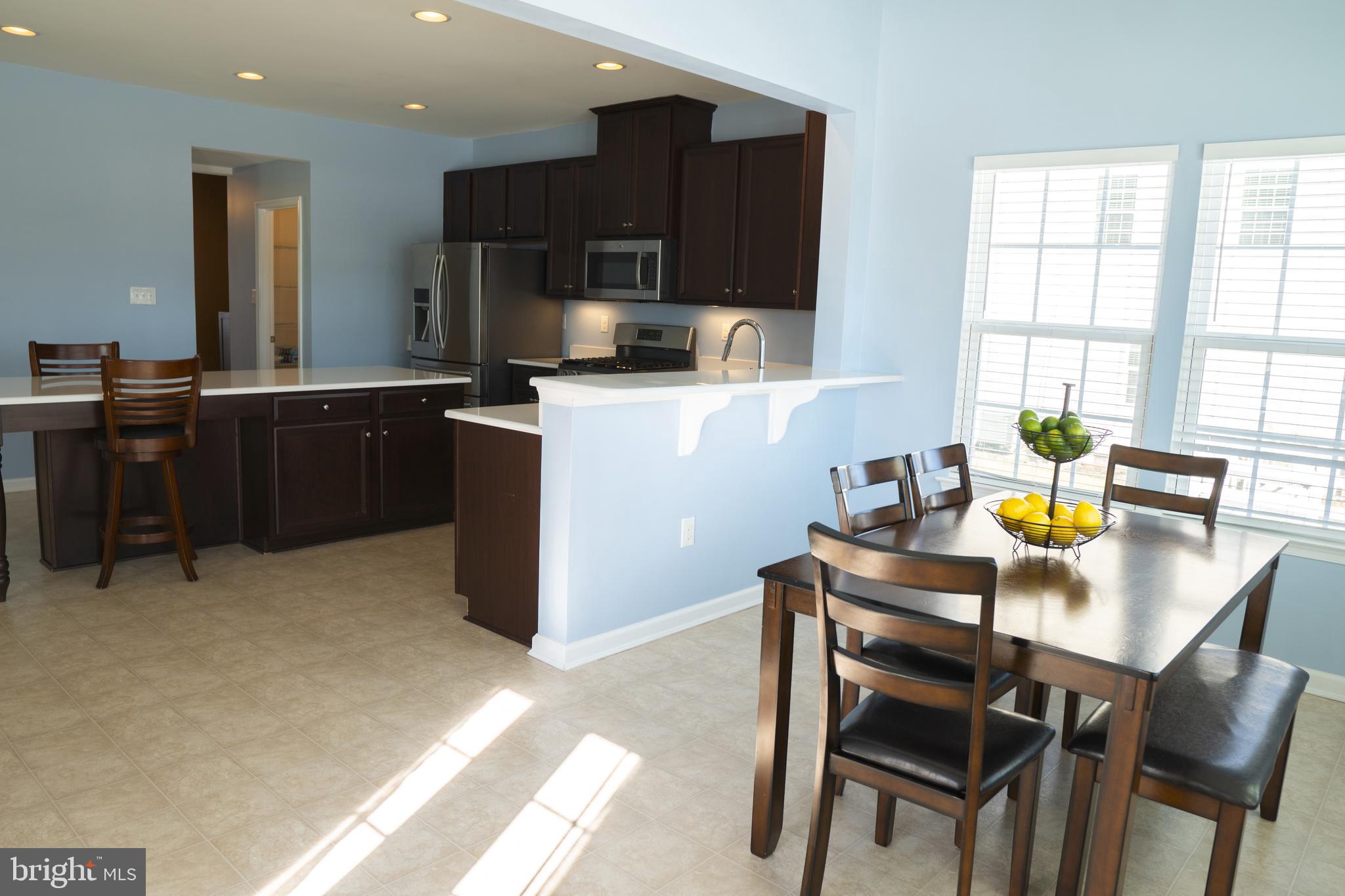 PRES AT MONTGOMERY - Residential