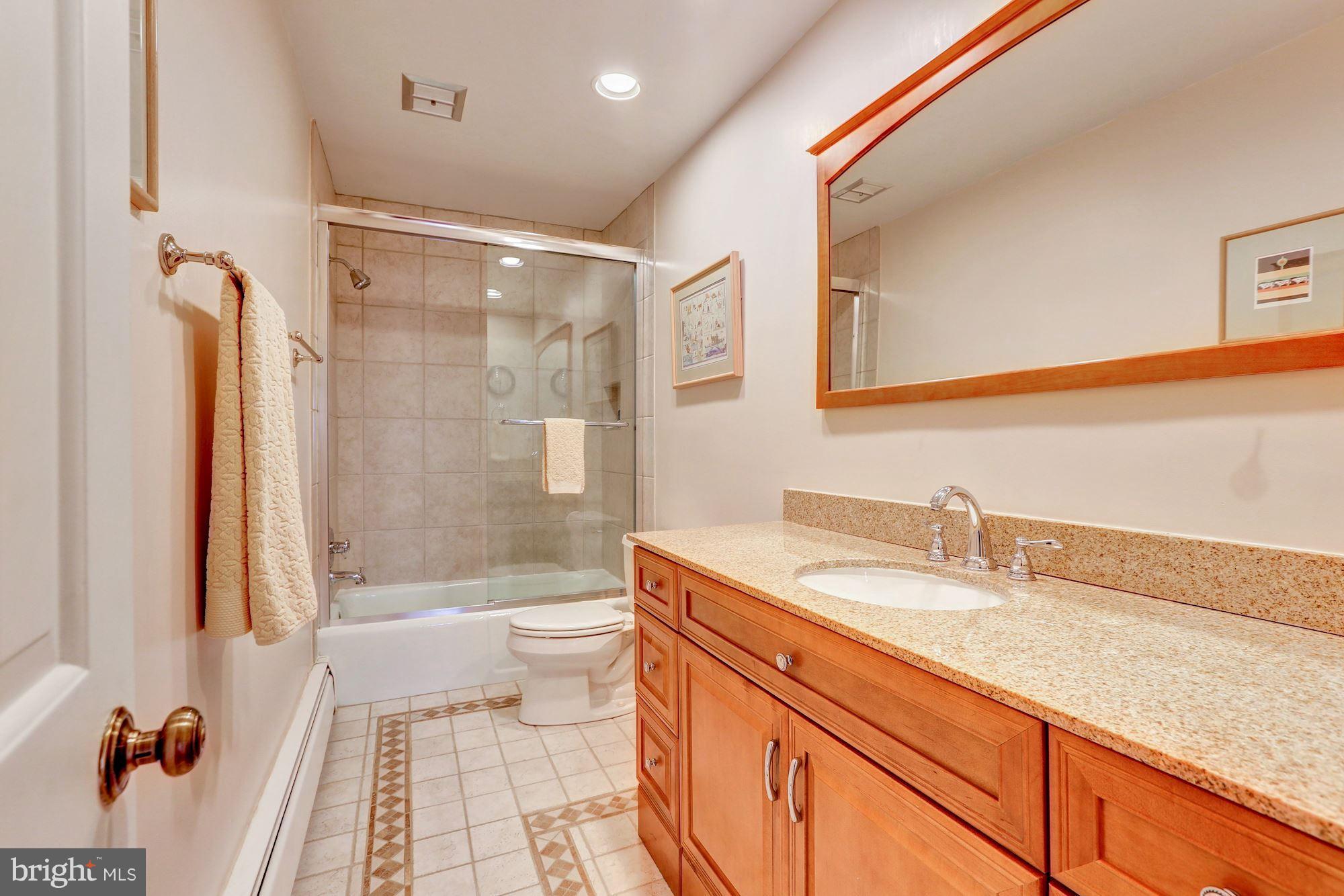 POTOMAC OUTSIDE - Residential