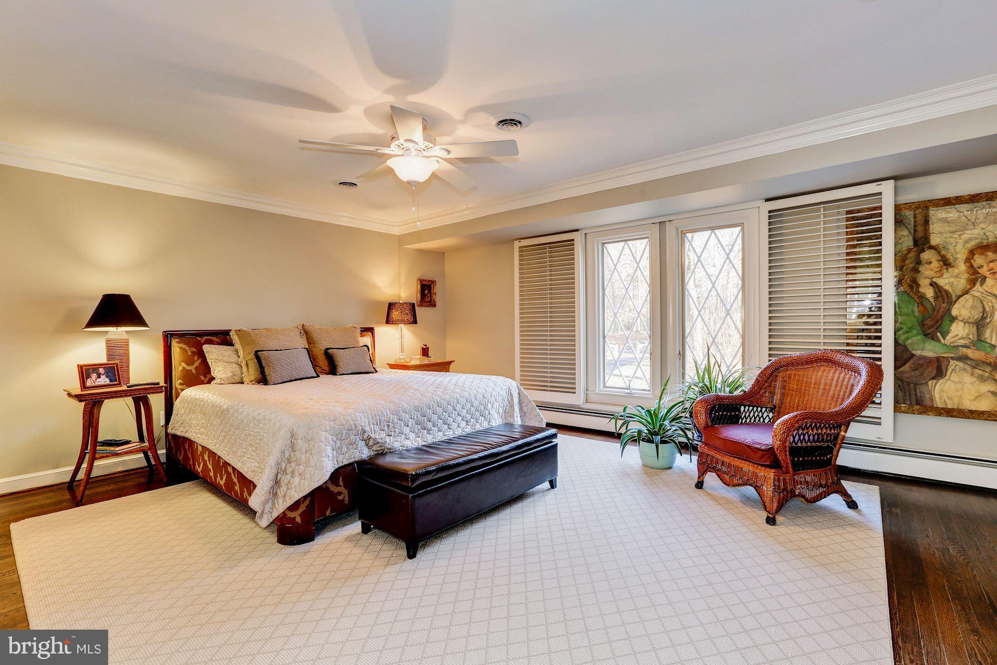 POTOMAC OUTSIDE - Residential