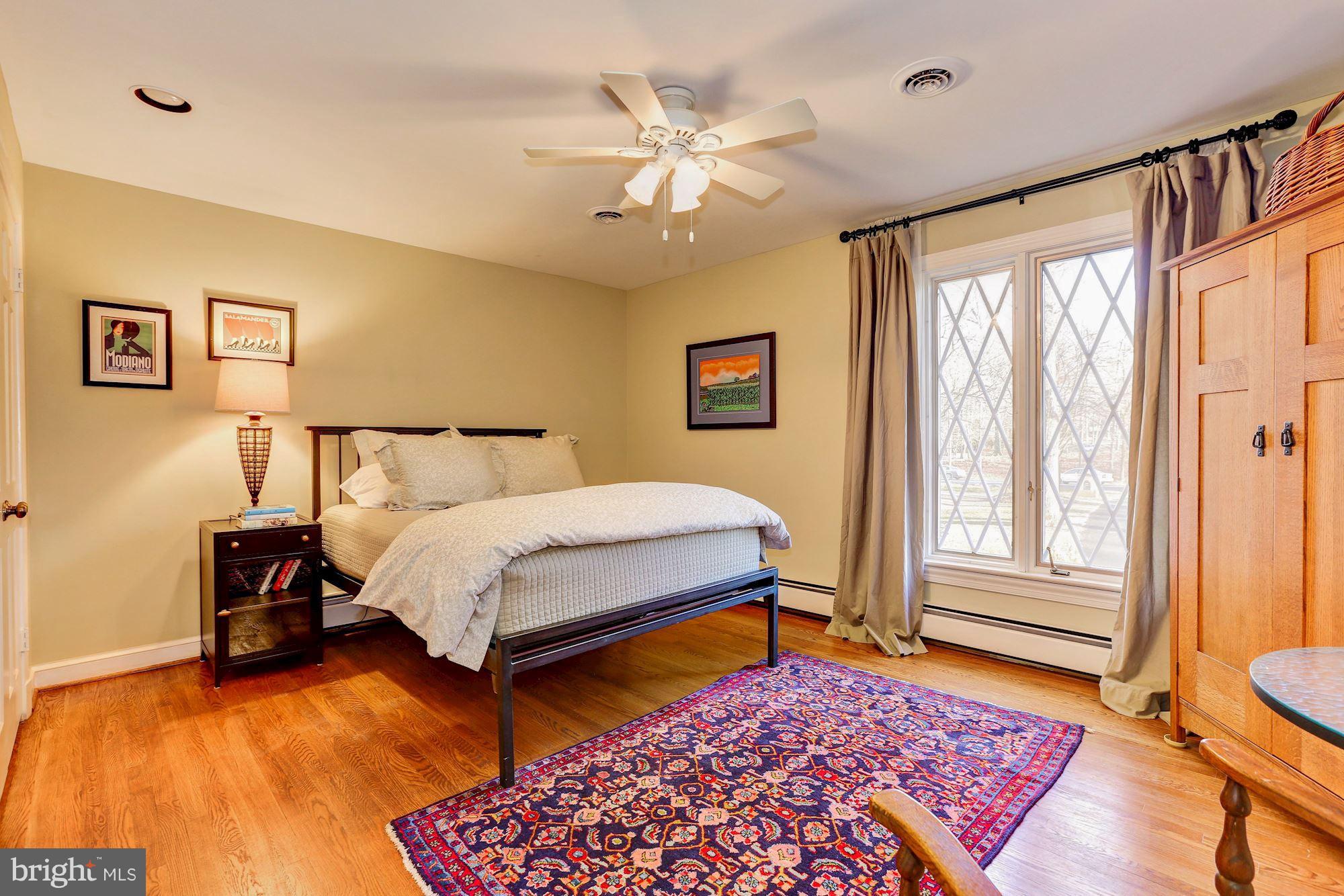 POTOMAC OUTSIDE - Residential