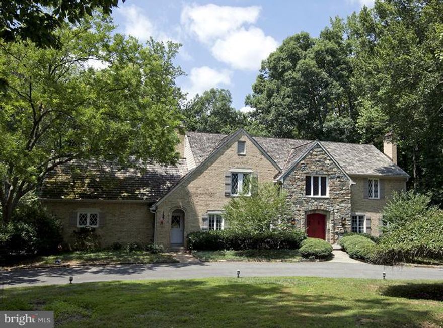 Handsome east facing, fully renov, brick/stone tudor w/great details & character, Spectacular lvl 2 ac lot, quiet cul-de-sac close to Potomac Vllg. Gorgeous new white marble Kitchen, new marble Mstr Bath. Upgrd 2ndry Baths.Generous rm sizes, high ceilings, thick moldings, hdwd flrs. Inviting scrn porch w/vaulted ceiling. LL renov. by Case Remodeling. Anderson/Pella windows. Sprinkler/Alarm sys.