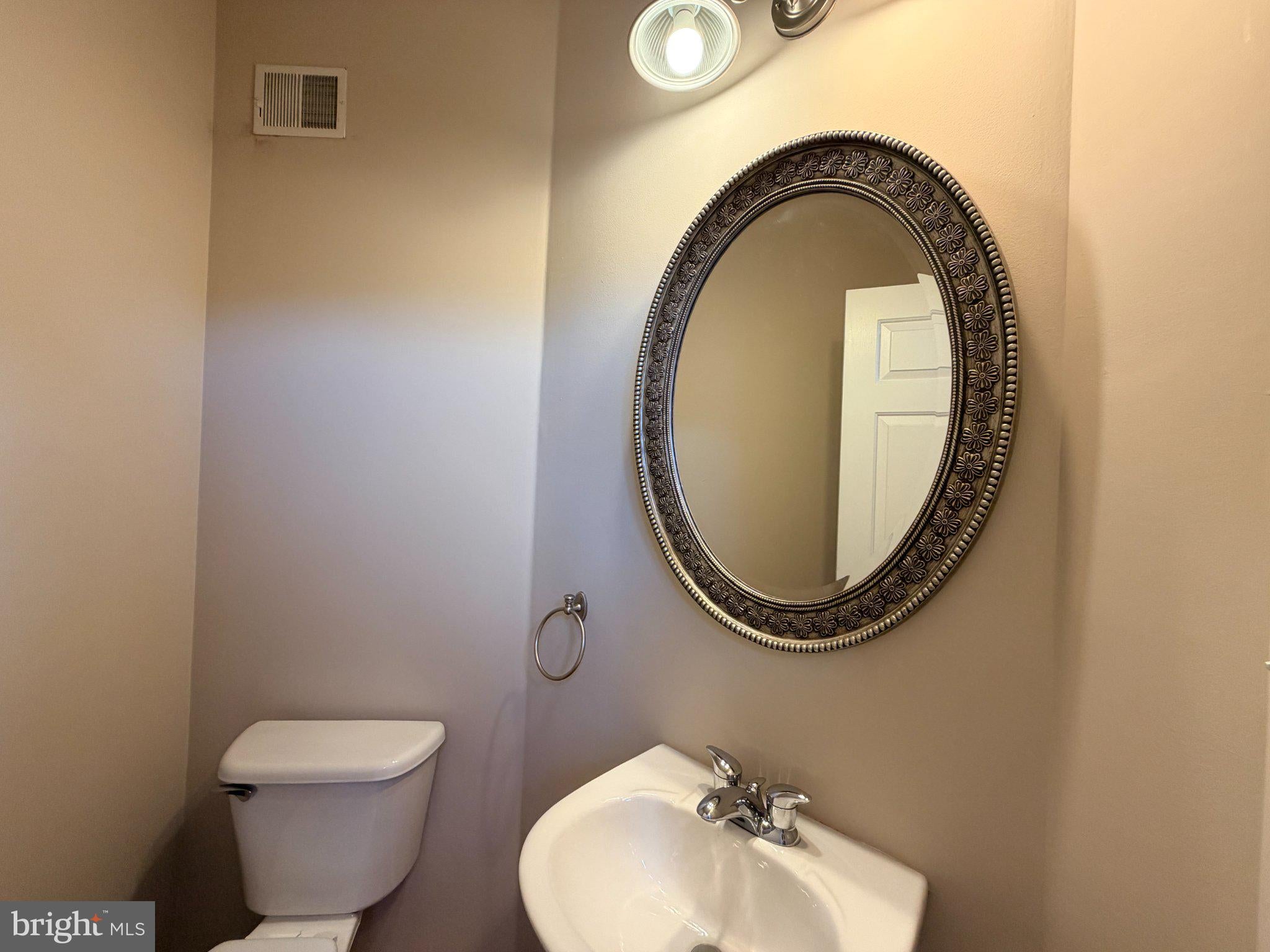 2805 SETTLERS VIEW DRIVE