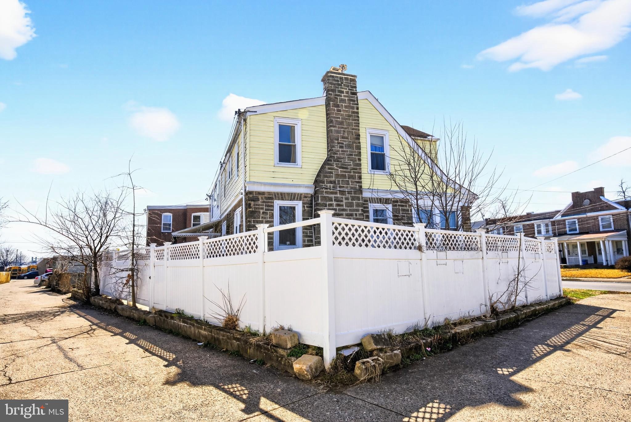 LAWNCREST - Residential