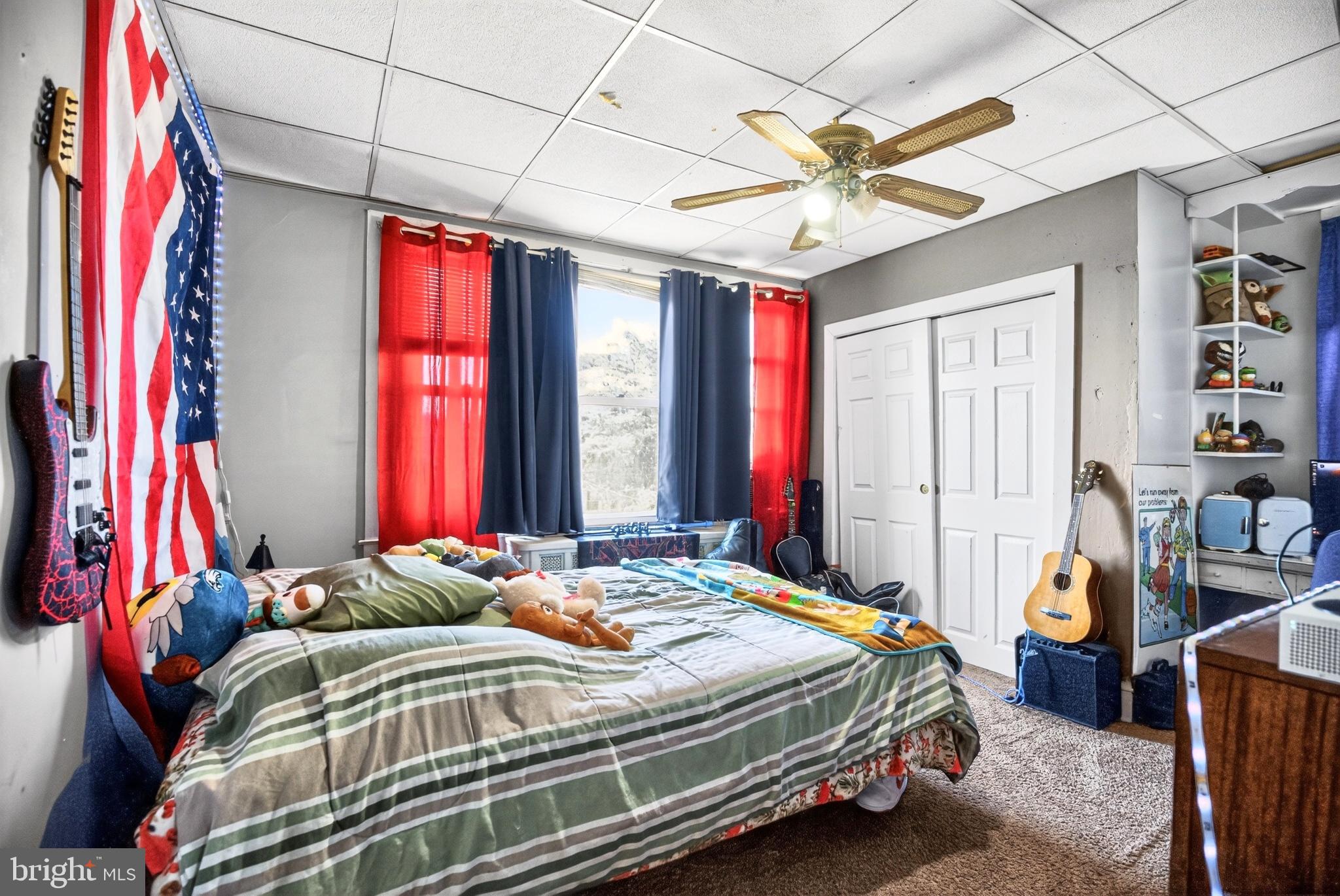 LAWNCREST - Residential