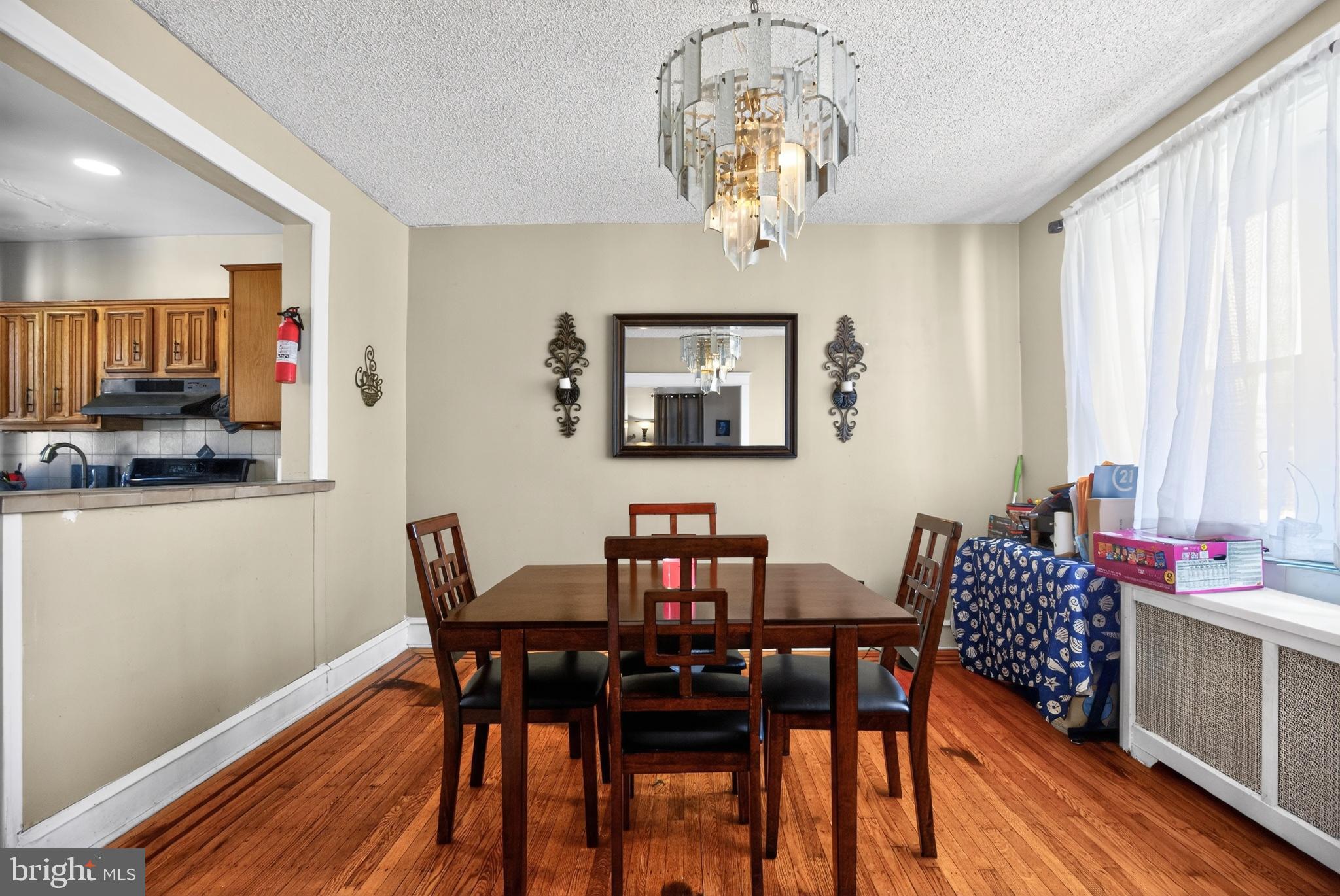 LAWNCREST - Residential