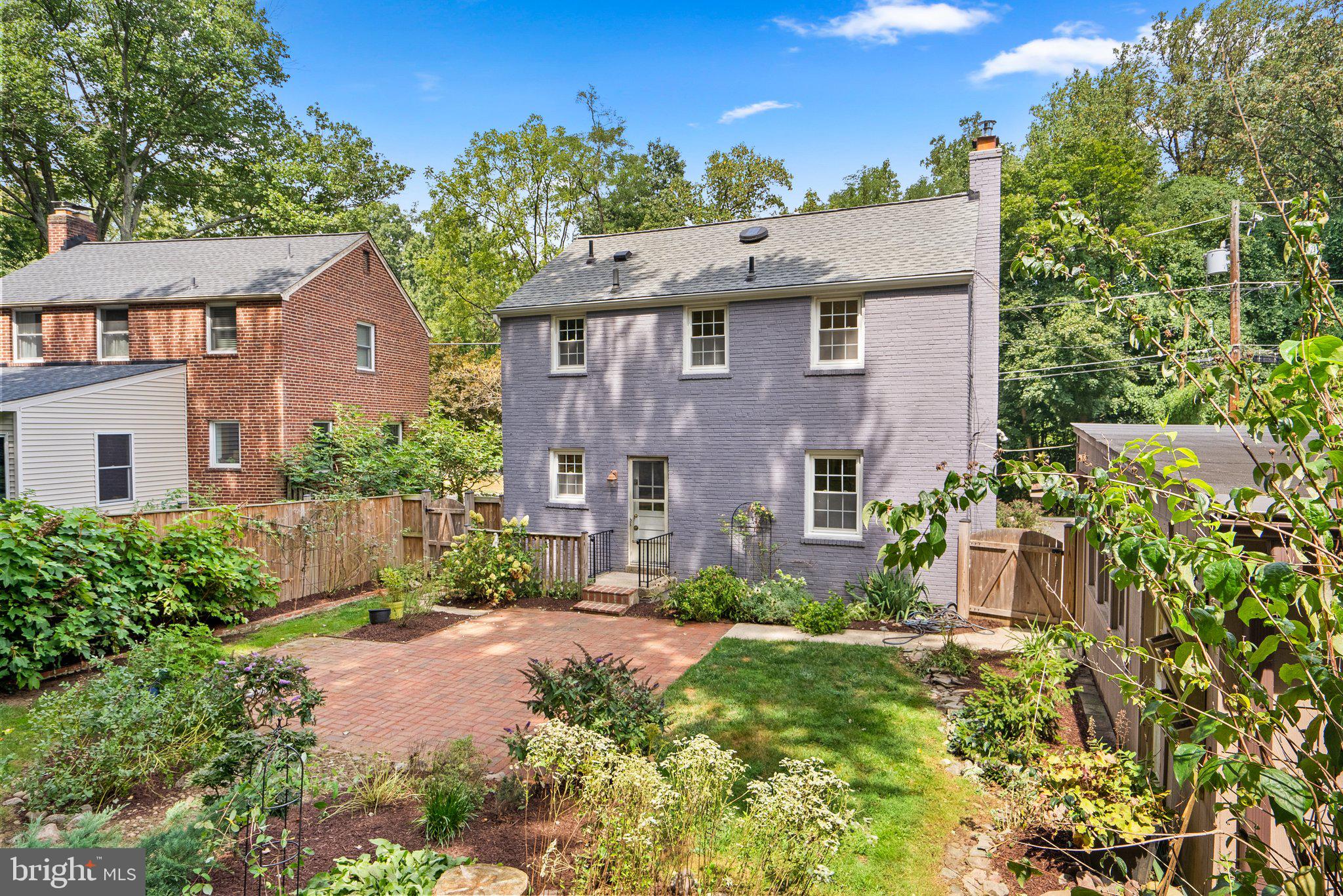 WOODMOOR - Residential