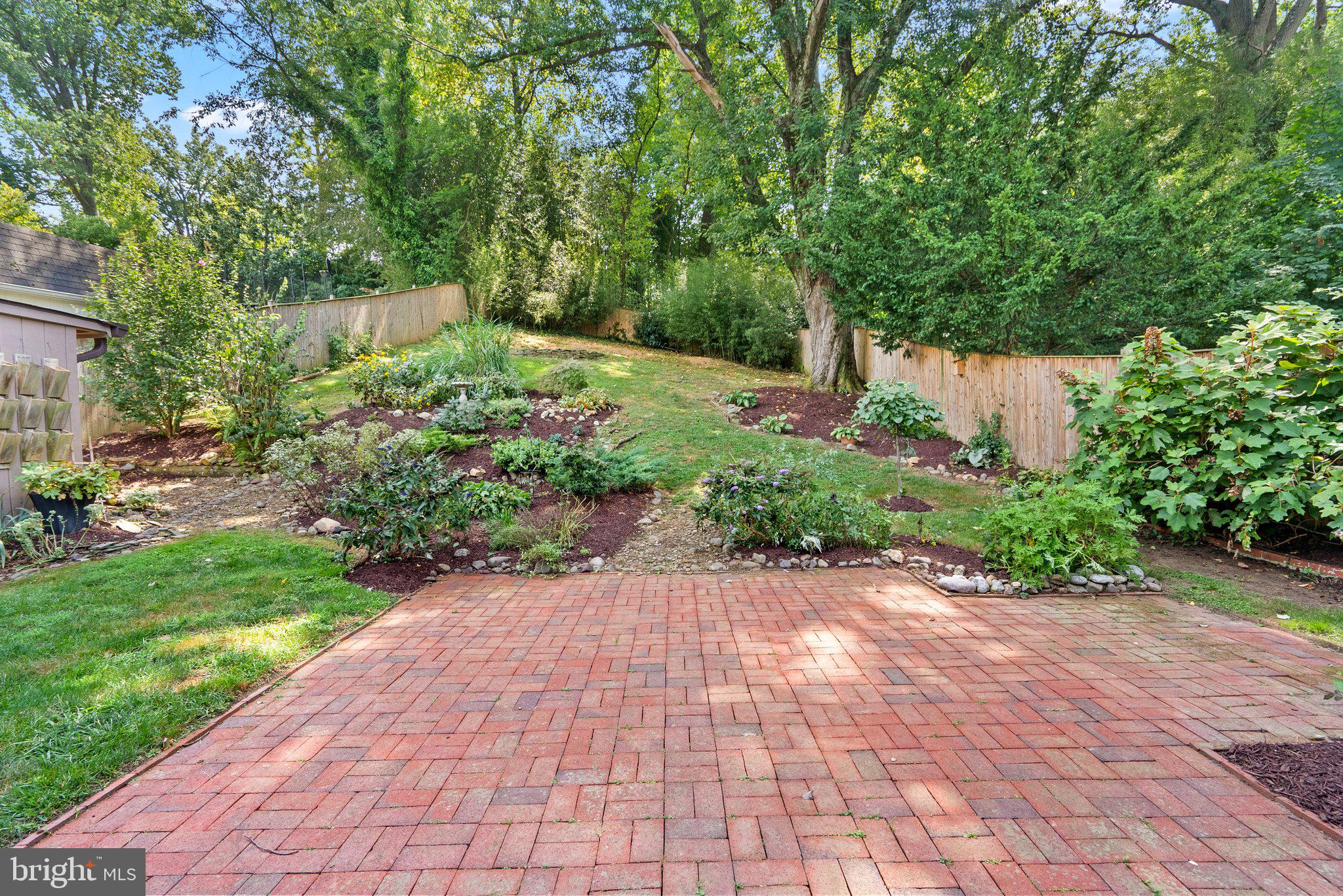 WOODMOOR - Residential