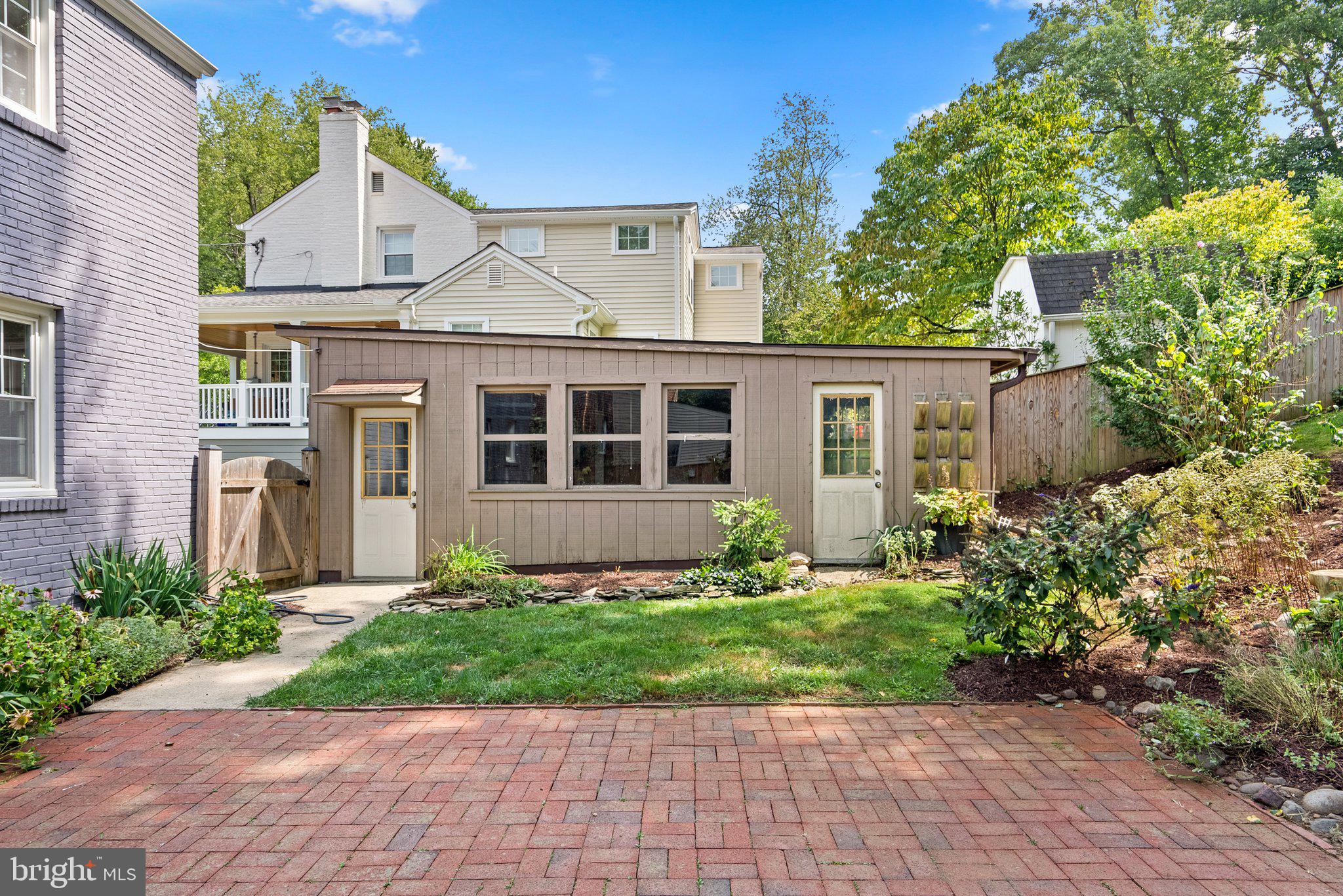 WOODMOOR - Residential