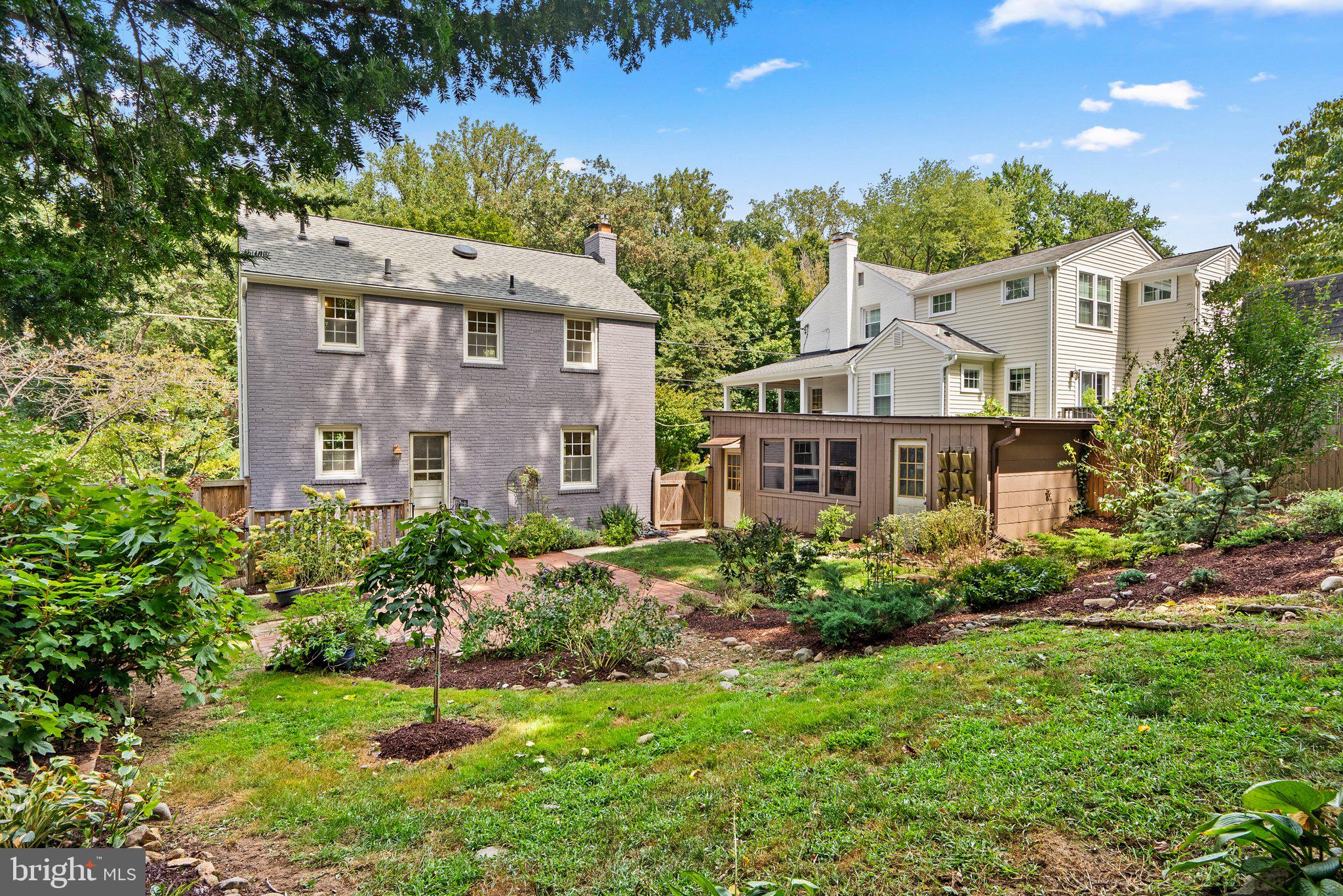 WOODMOOR - Residential