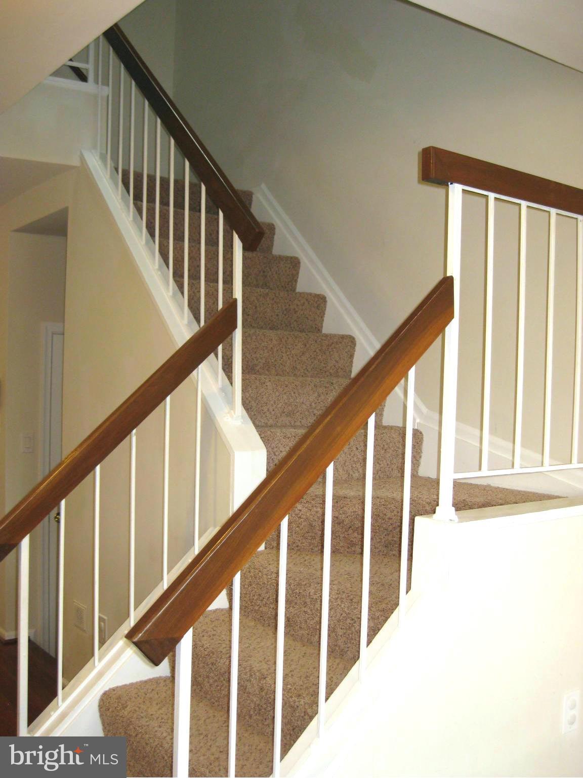 STONE RIVER - Residential