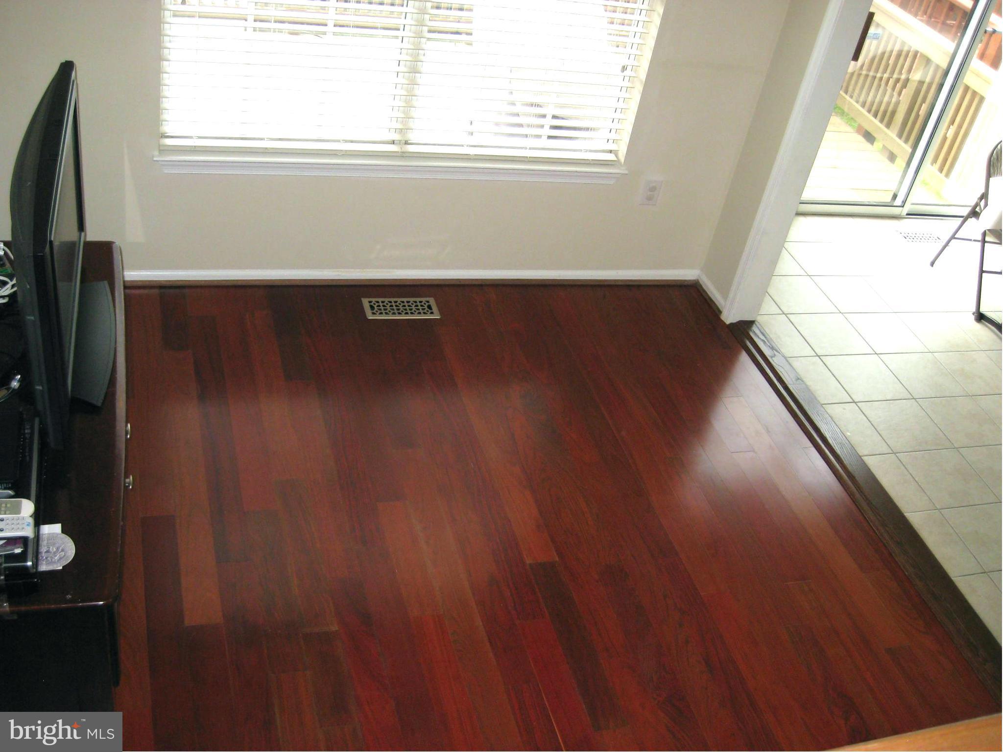 STONE RIVER - Residential