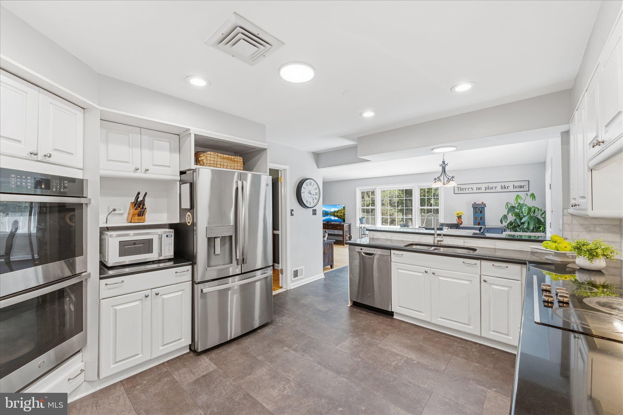 ROLLING ACRES - Residential