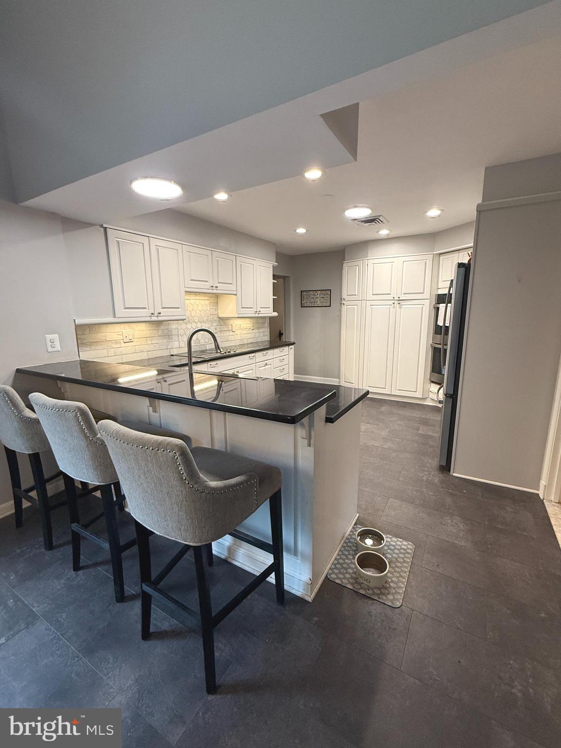 40719 WOODSIDE PLACE