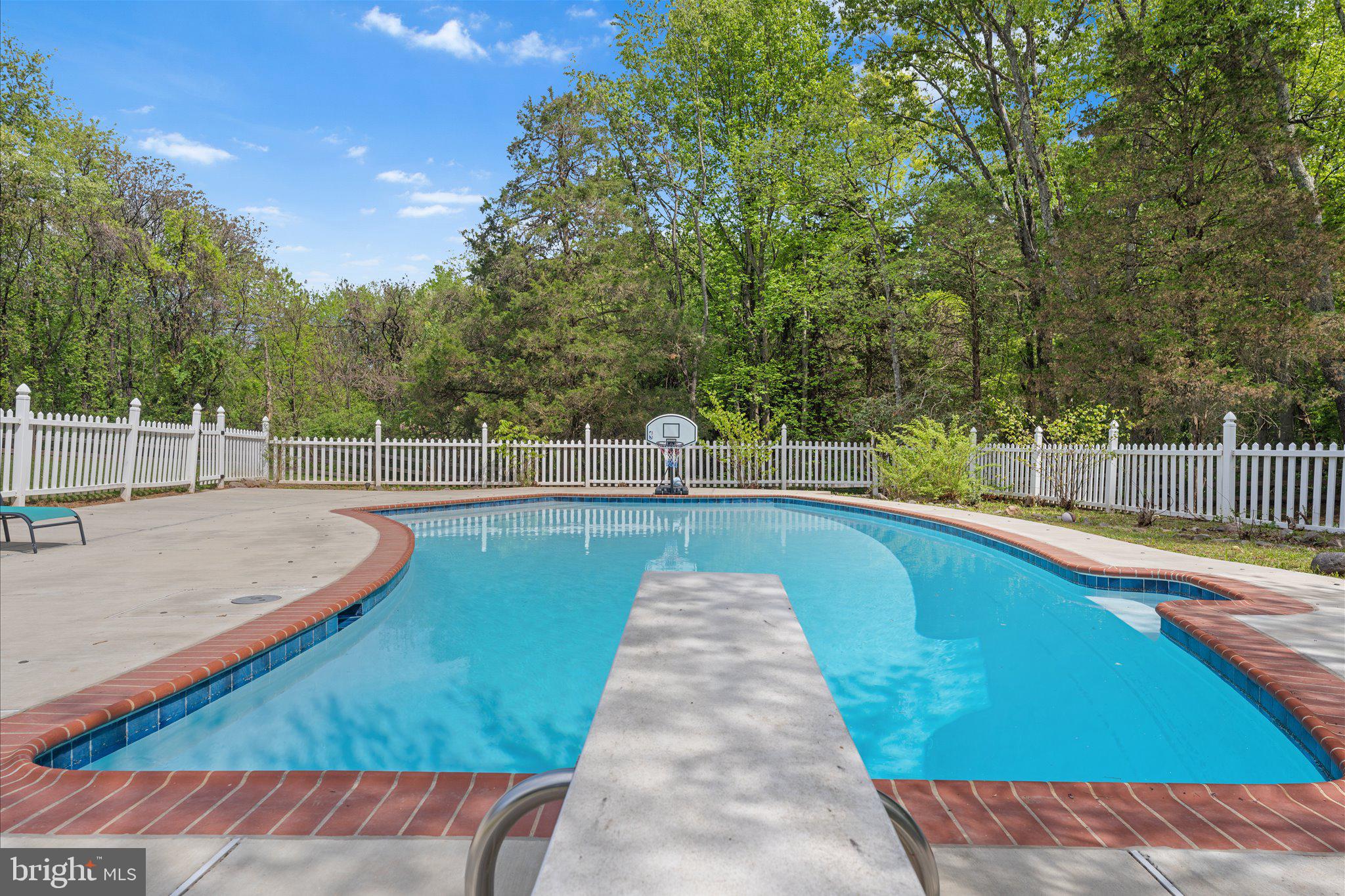 ROLLING ACRES - Residential