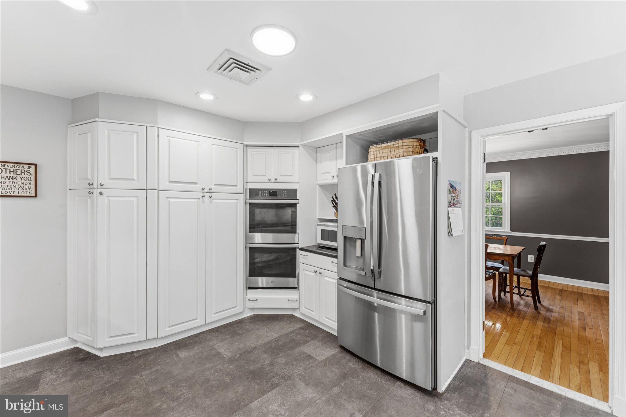 ROLLING ACRES - Residential