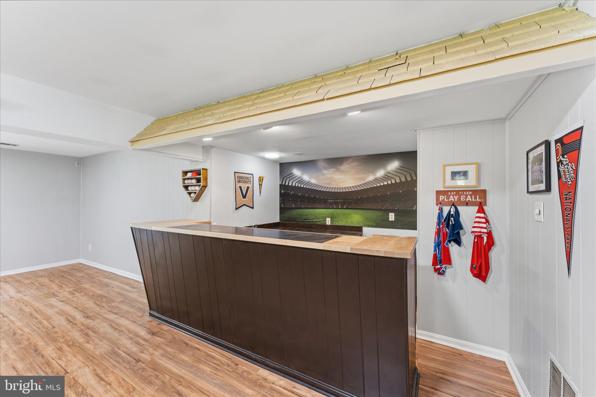 ROLLING ACRES - Residential