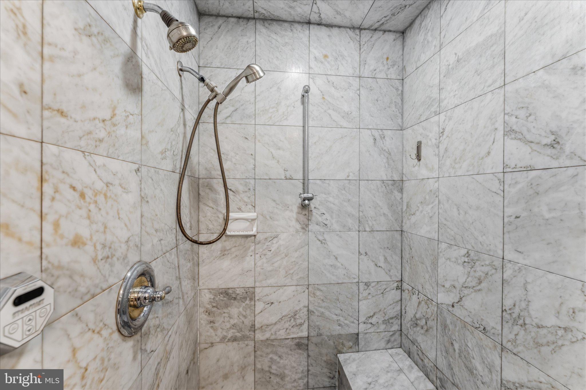 ROLLING ACRES - Residential