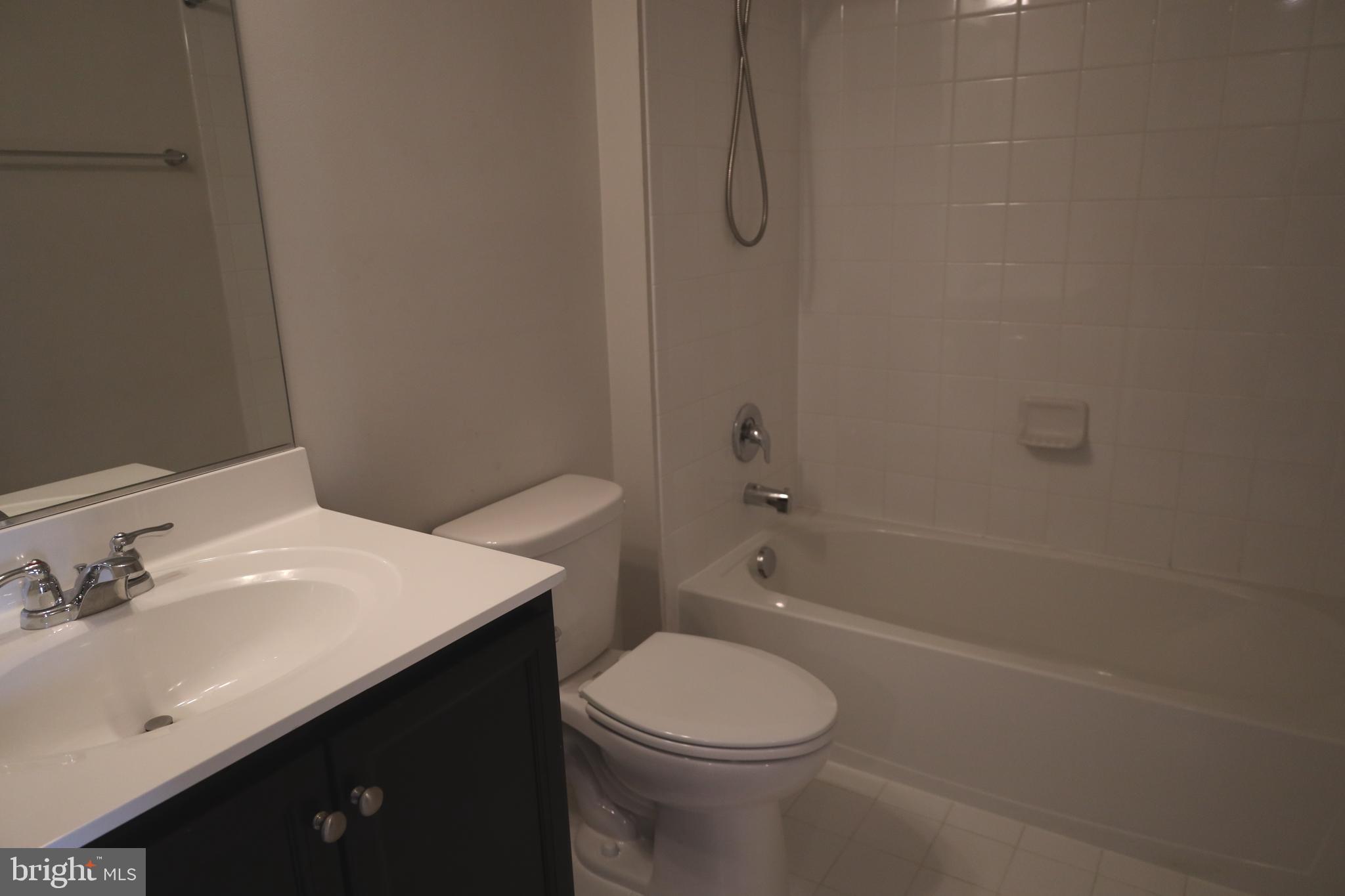 BERKELEY RIDGE - Residential Lease