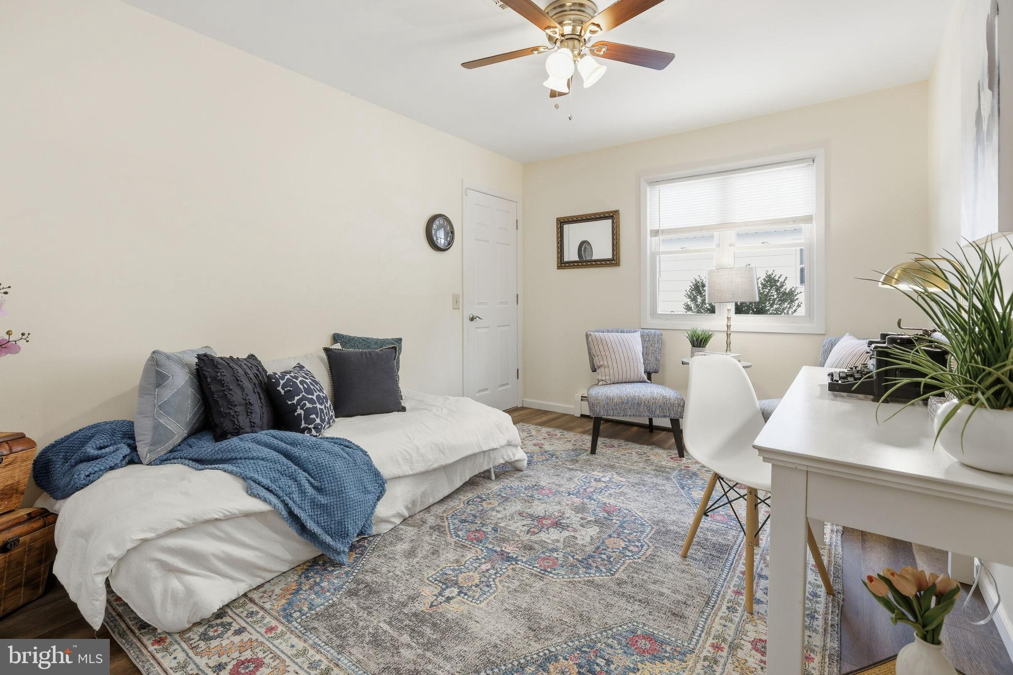 HOLIDAY CITY - WEST - Residential