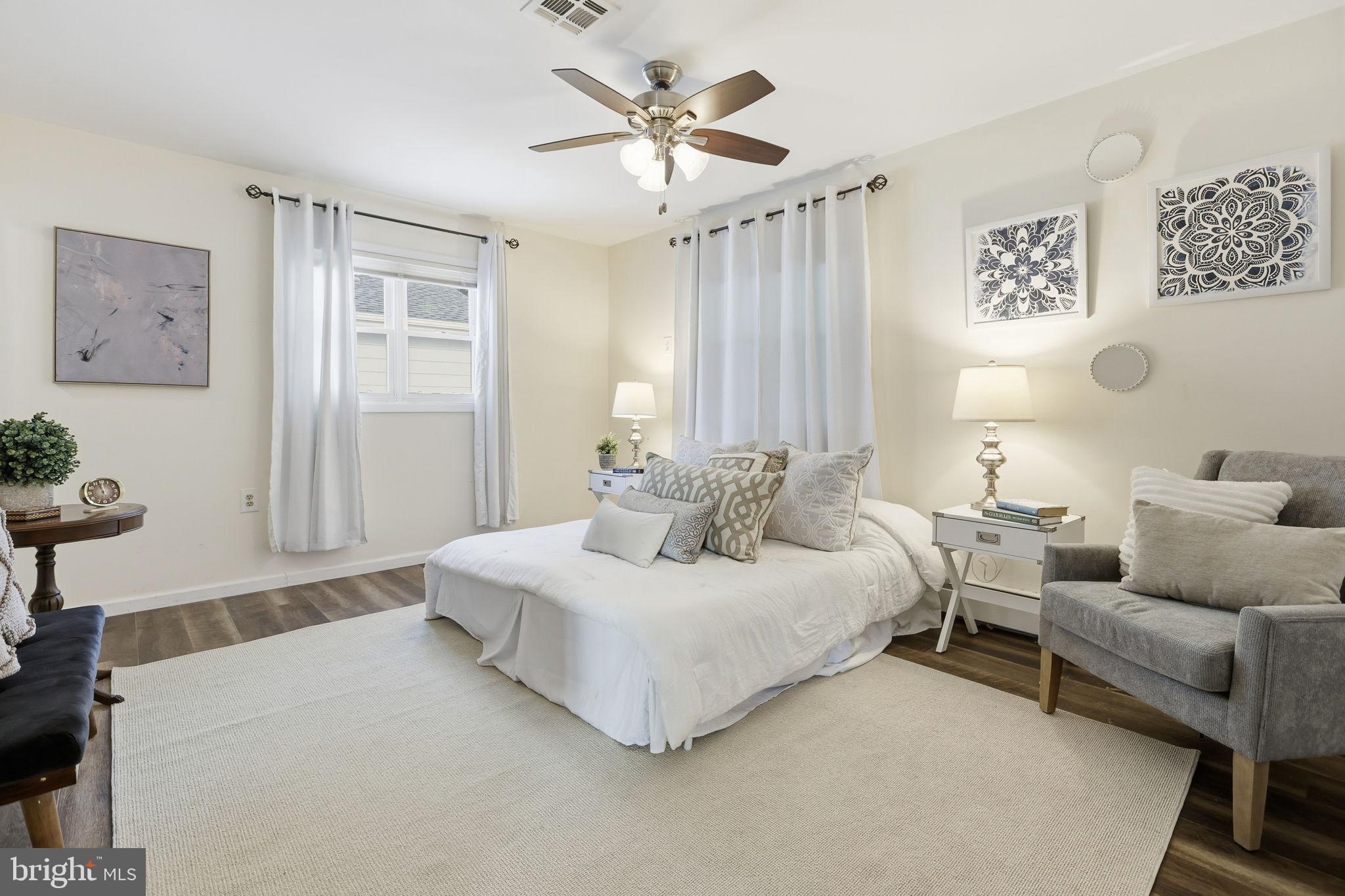 HOLIDAY CITY - WEST - Residential