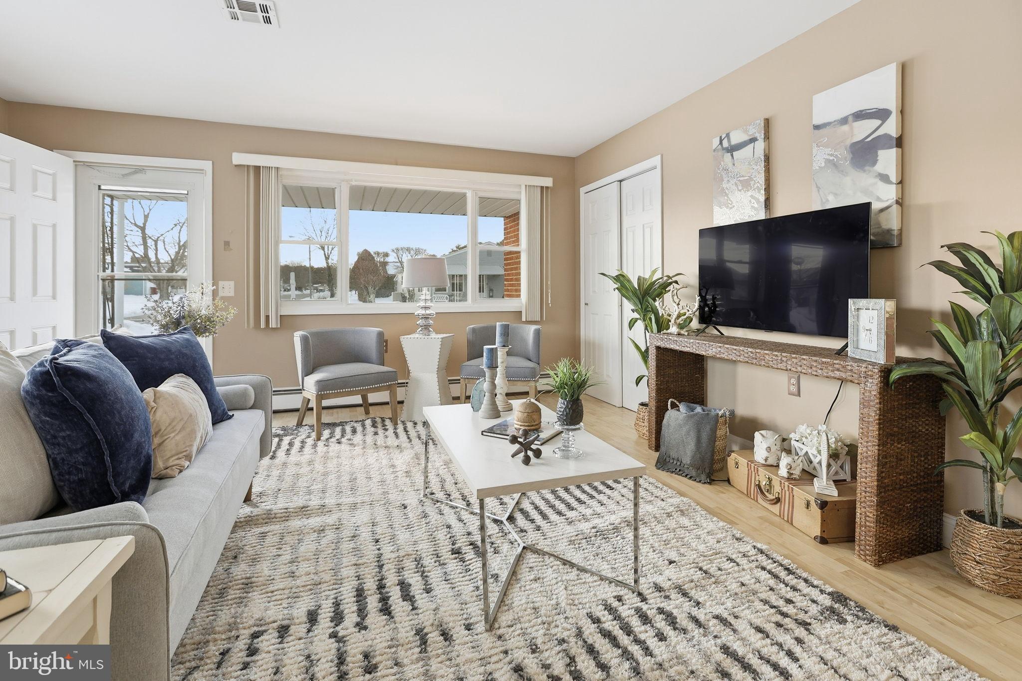 HOLIDAY CITY - WEST - Residential