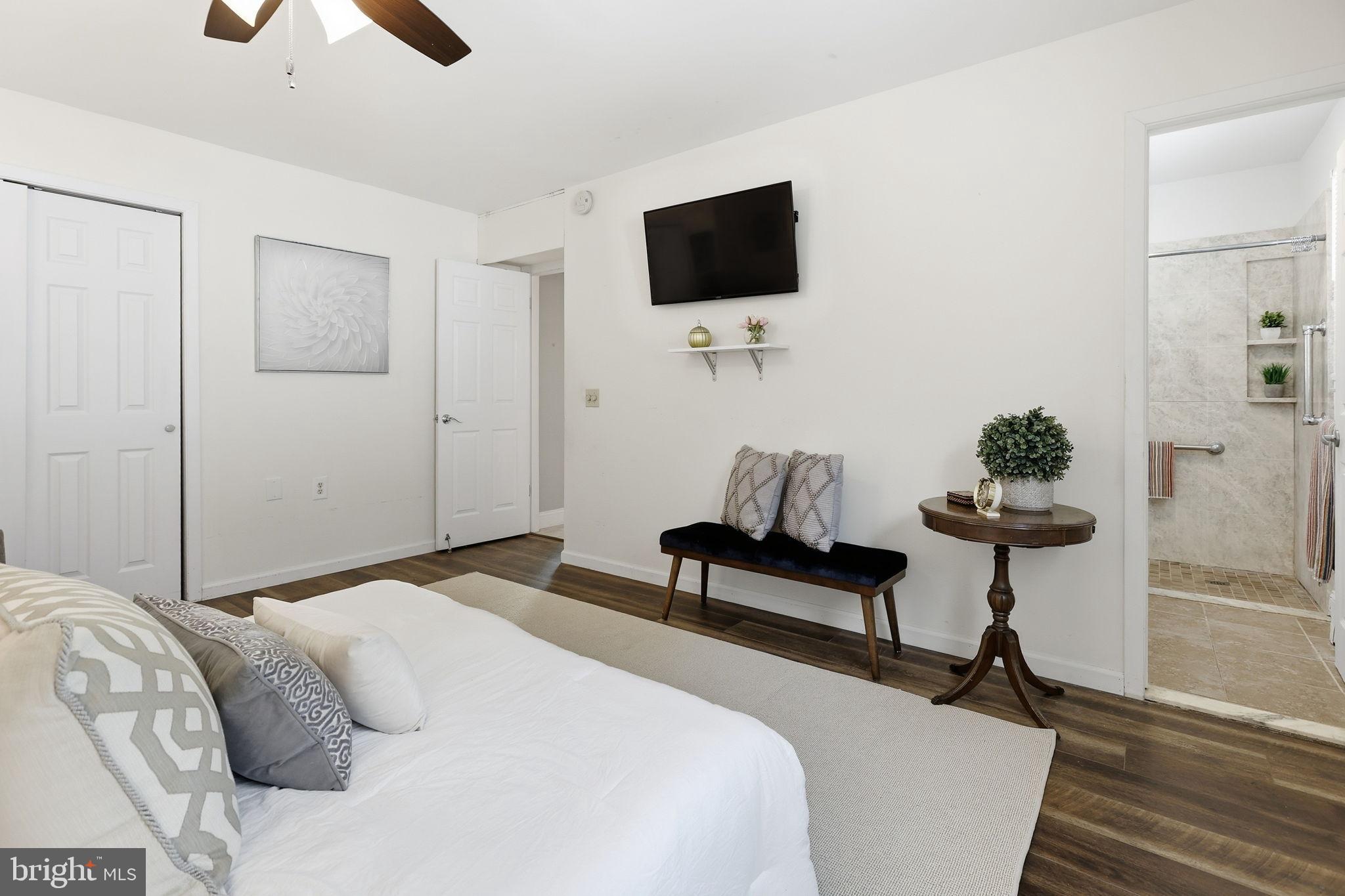 HOLIDAY CITY - WEST - Residential