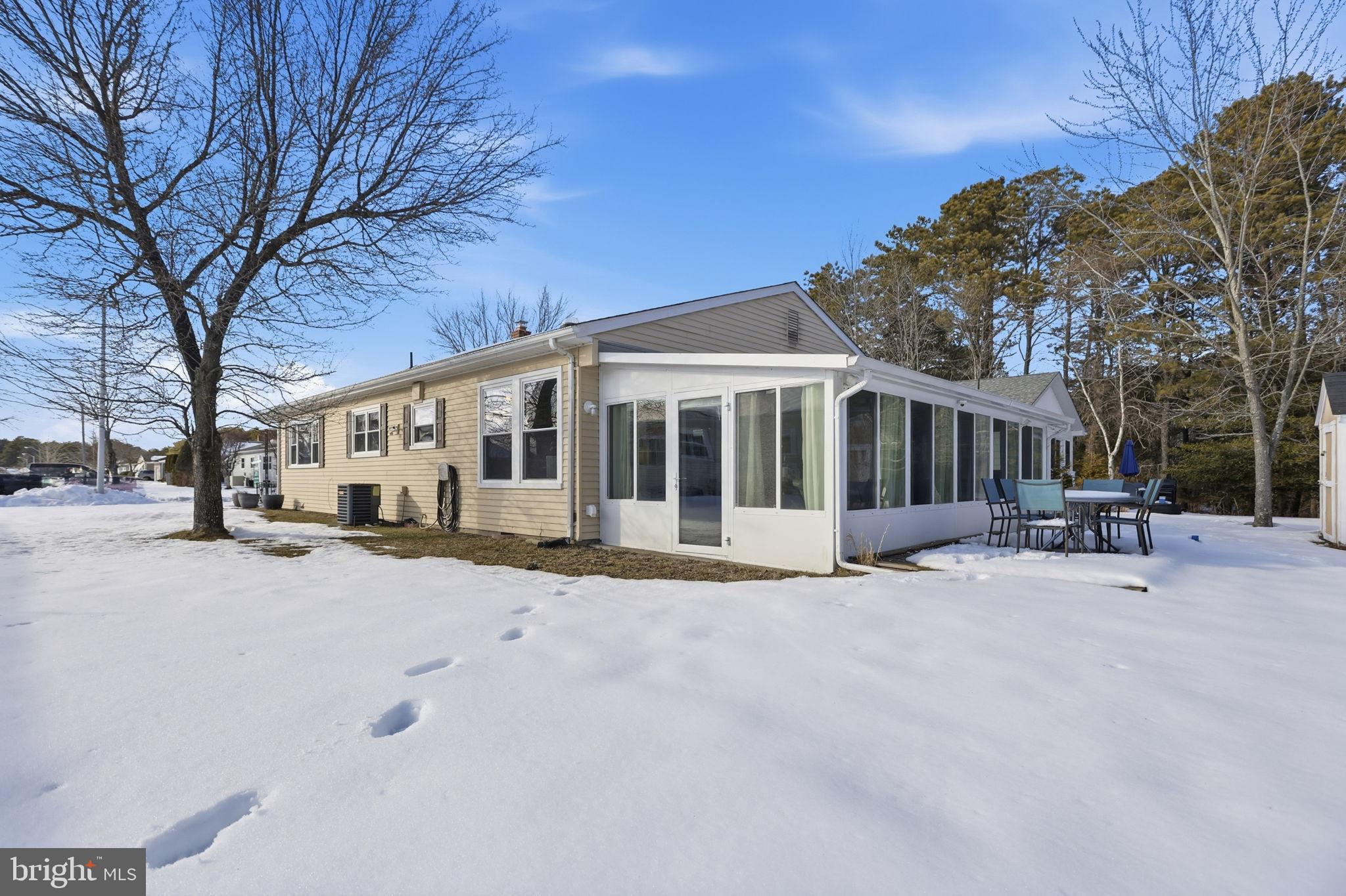 HOLIDAY CITY - WEST - Residential