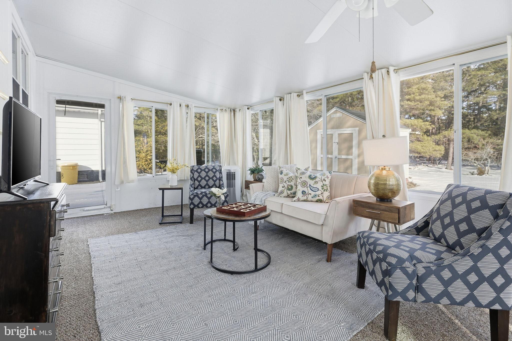 HOLIDAY CITY - WEST - Residential